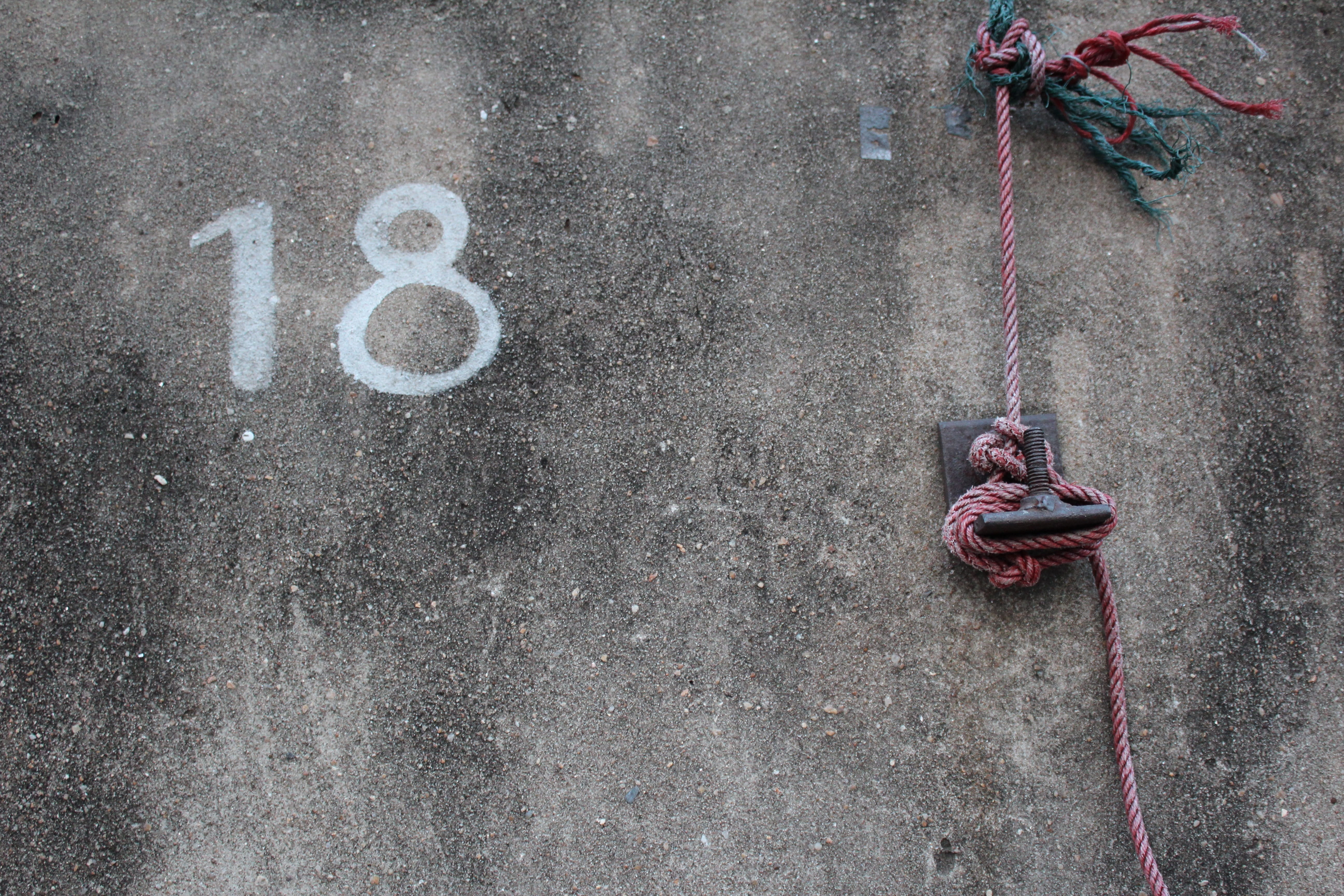 safety, architecture, concrete, built structure, 5K, Eighteen, strength, grey, pink color, tied up, Number, day, metal, red, Wall, 18, close-up, communication, HD Wallpaper