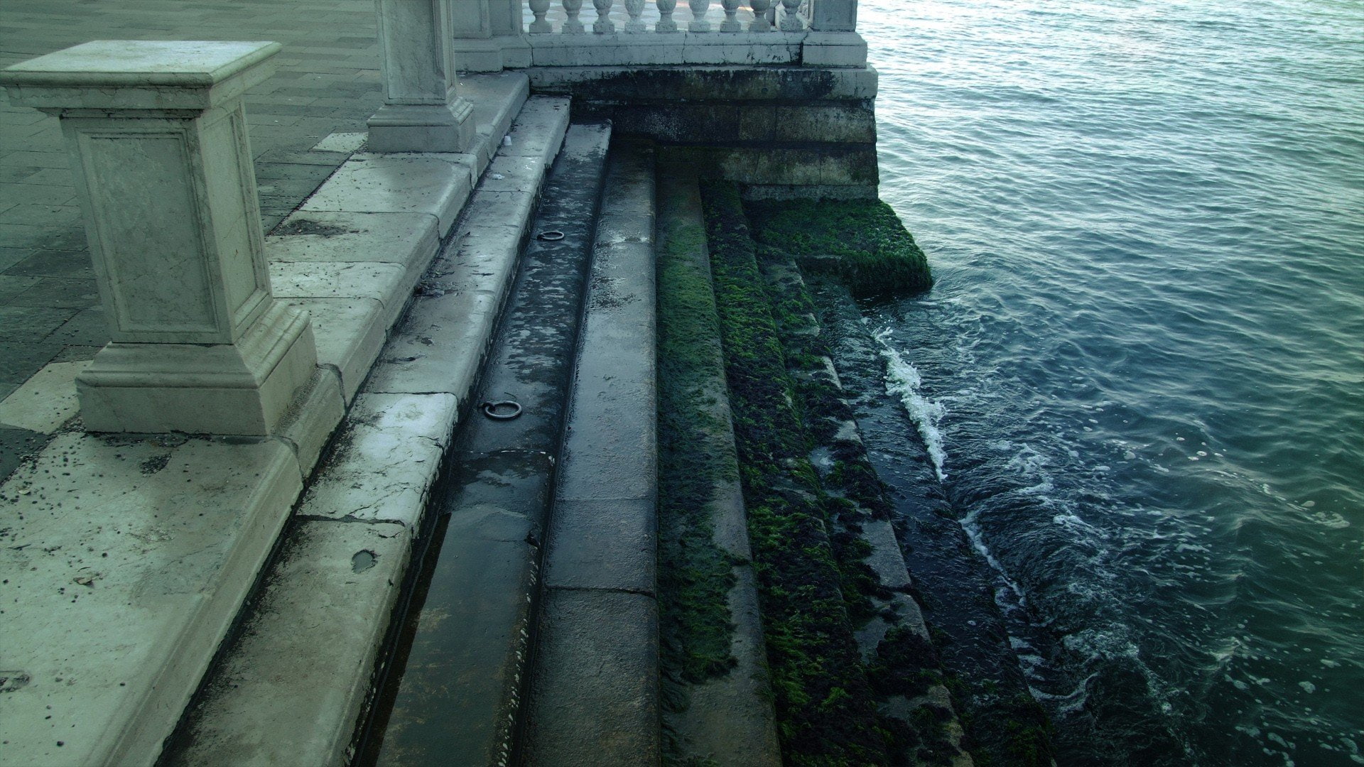 sea, stairways, water, italy, green, aqua, algae, venice, atlantis, 1080P, blue, architecture, HD Wallpaper