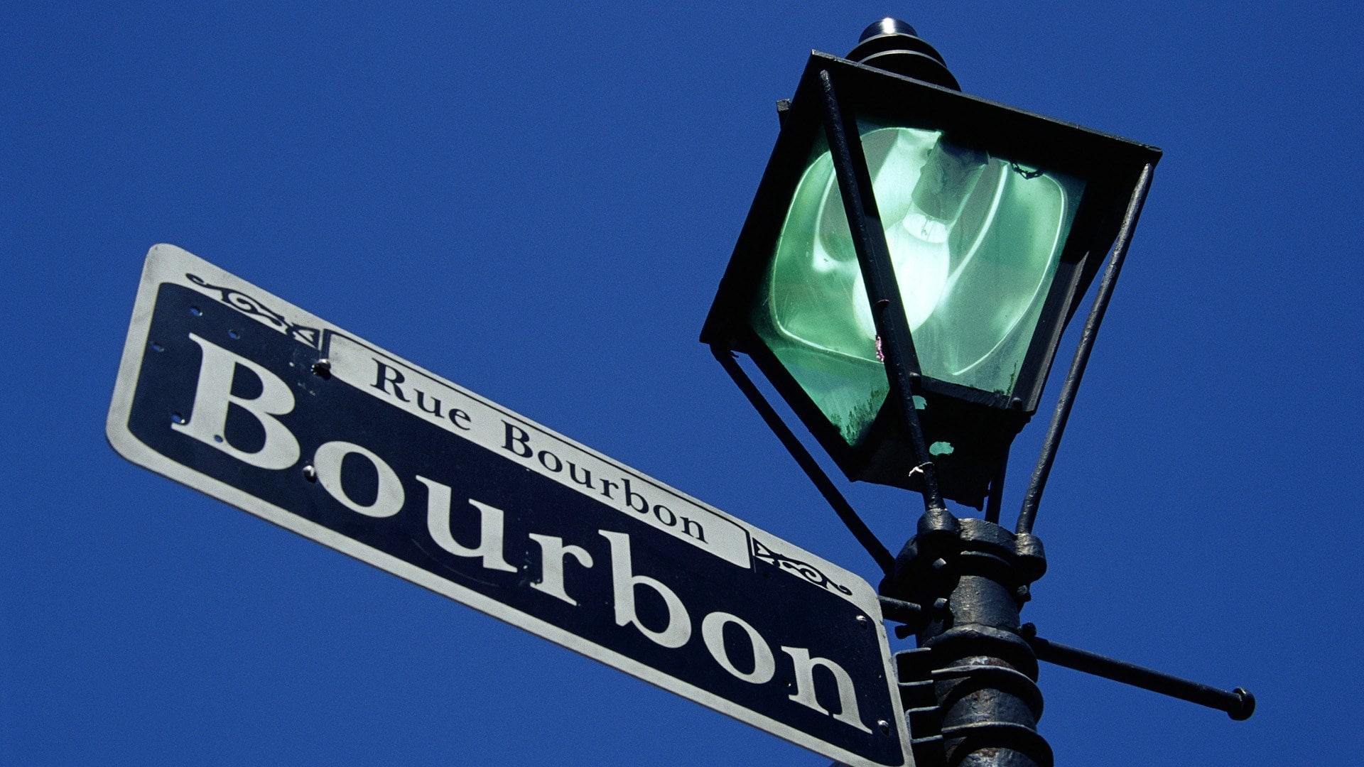 clear sky, street name sign, symbol, 1080P, no people, outdoors, lighting equipment, sign, sky, road, text, directional sign, lamp post, blue, street, HD Wallpaper