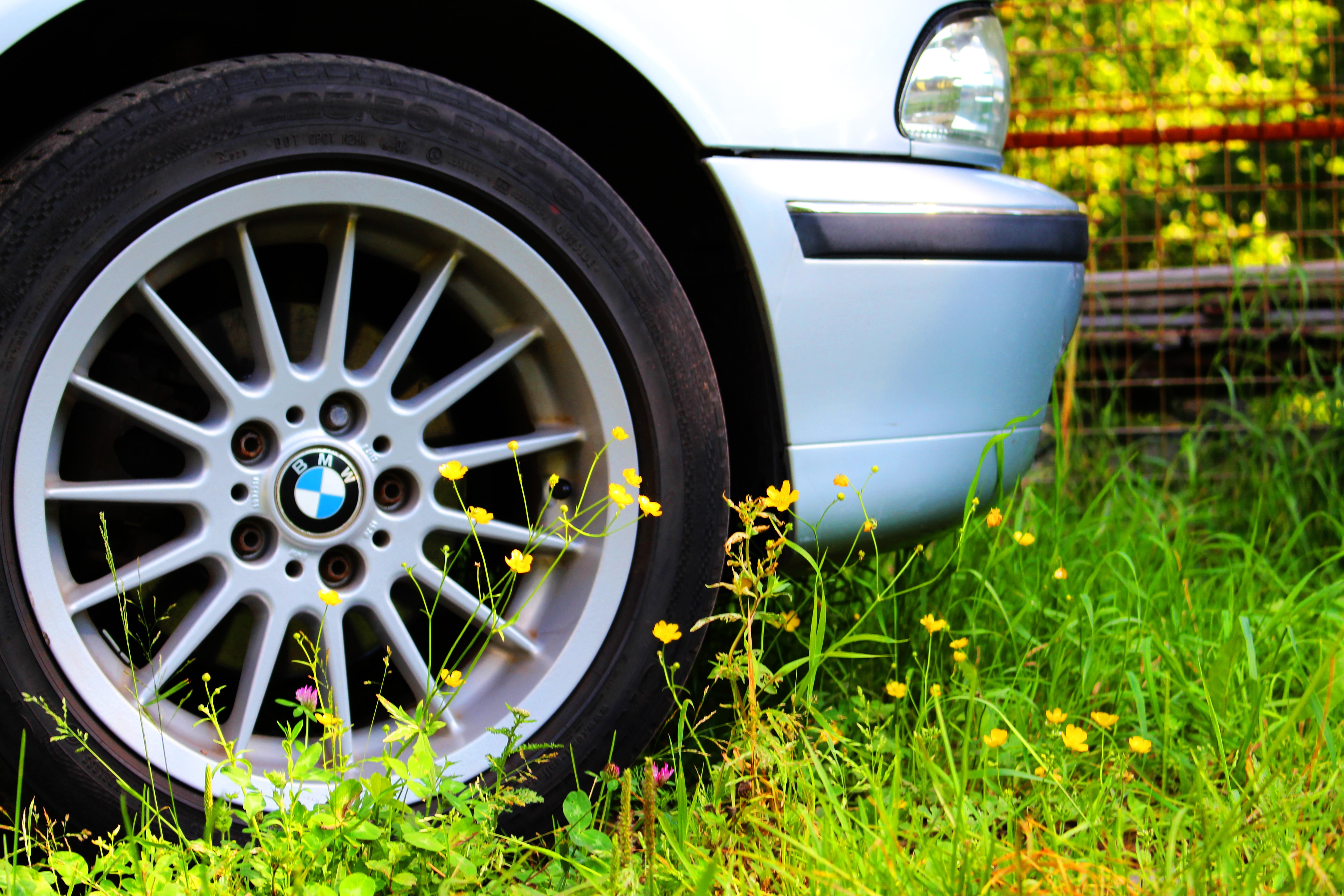 silver colored, lights, metal, wheels, luxury, plant, no people, travel, motor vehicle, grass, land vehicle, tire, nature, wheel, 5K, transportation, vehicle part, HD Wallpaper