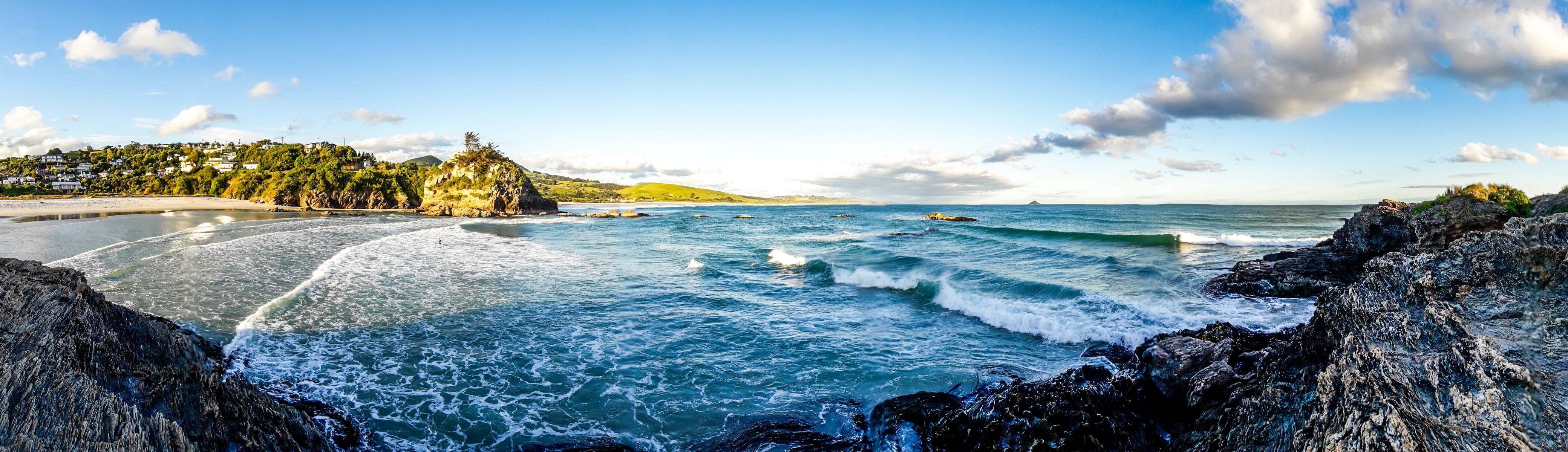 sport, no people, beach, white, day, Waves, beauty in nature, mountain, 4K, environment, solid, nature, sky, blue, cloud - sky, ocean, paradise, scenics - nature, HD Wallpaper