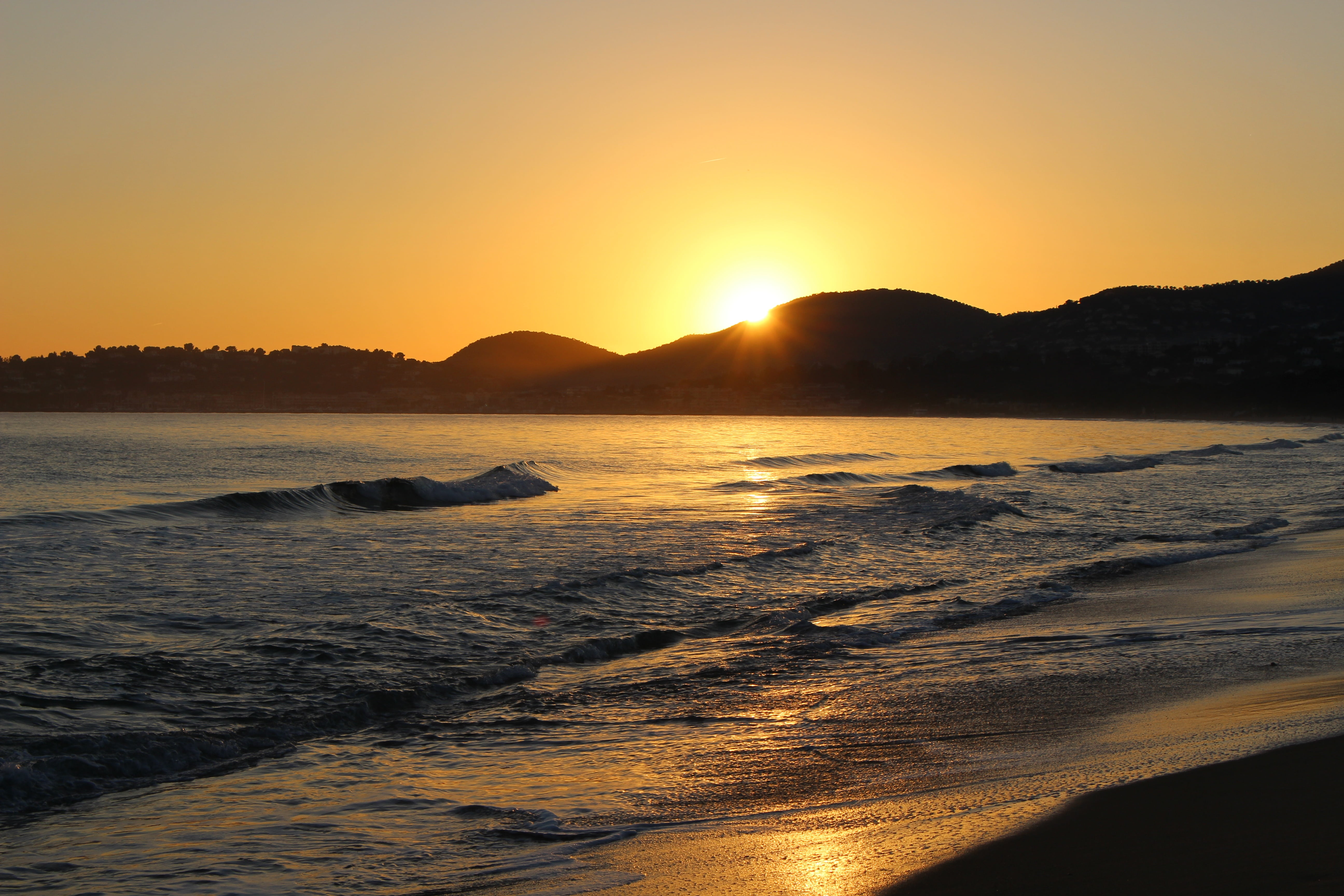 paradise, motion, relaxation, maritime, reflections, side, france, sand, sun, orange color, evening, idyllic, marine landscapes, 5K, beach, wave, light, HD Wallpaper