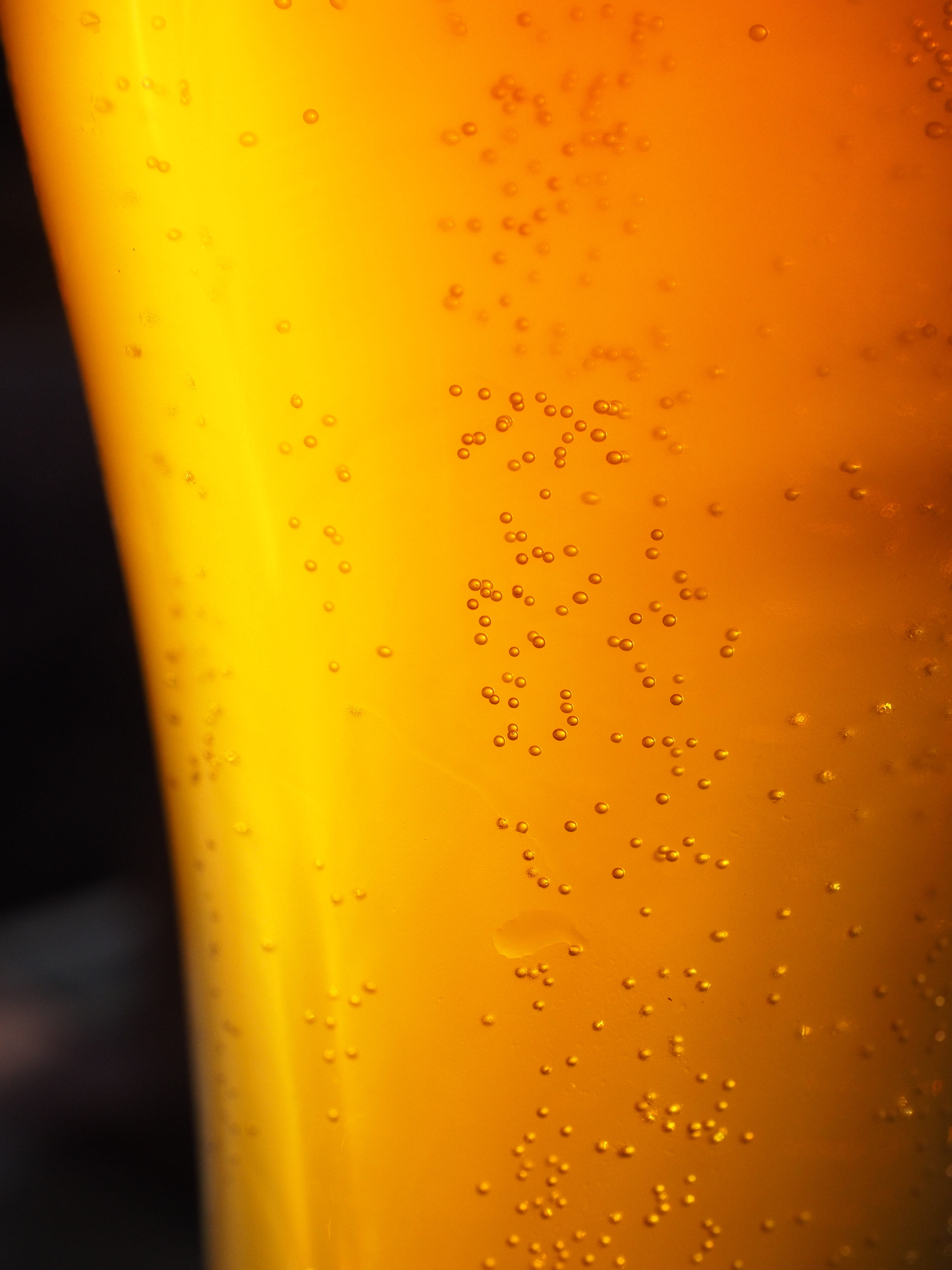 golden, beer beads, close-up, yellow, carbonic acid, freshness, no people, food and drink, carbonic acid beads, liquid, beer, glass - material, household equipment, Phone HD Wallpaper