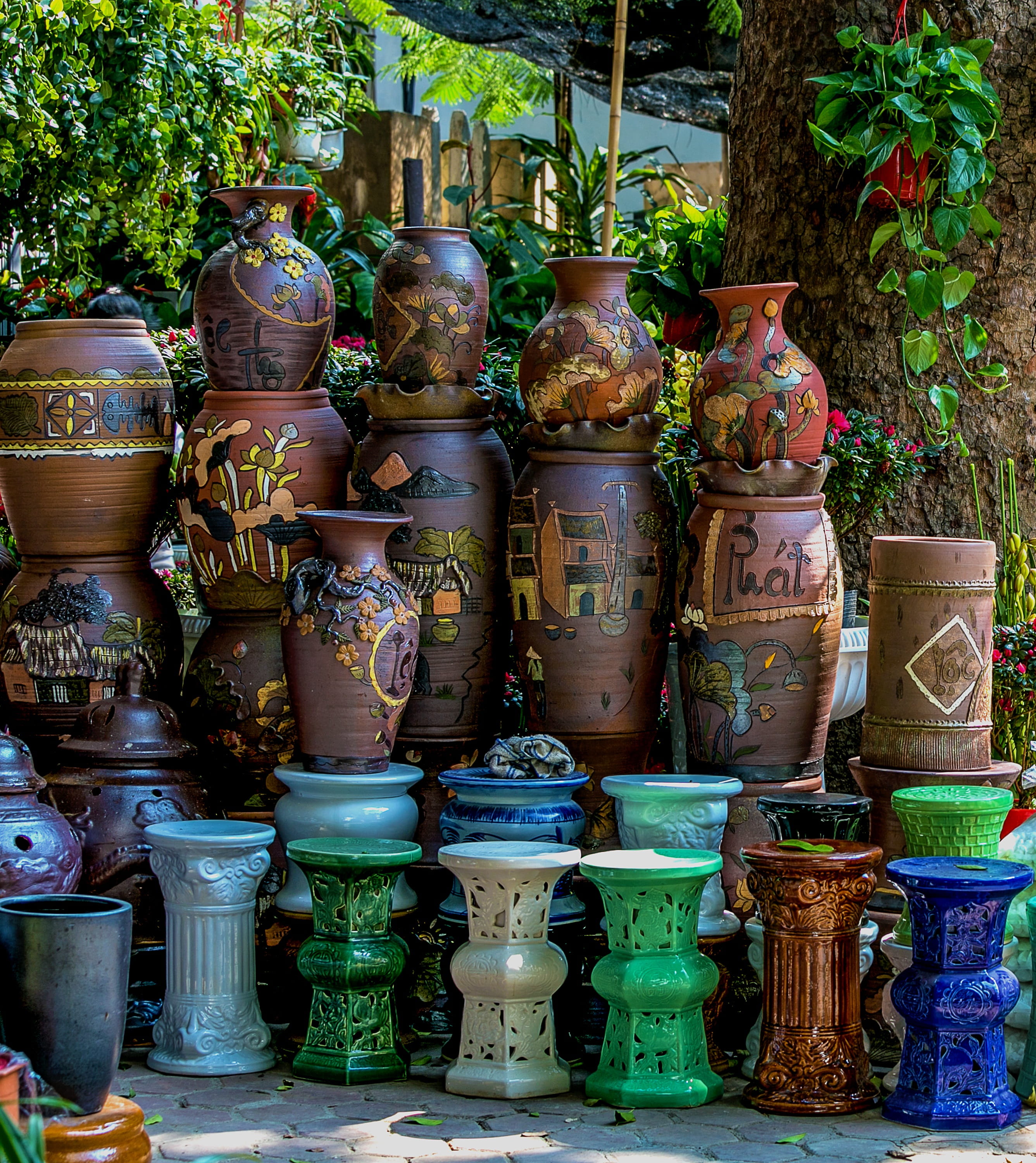 no people, vietnam, Chum, outdoors, day, 2K, retail display, nature, statue, for sale, retail, religion, ceramics, choice, multi colored, ornate, Fair, Phone HD Wallpaper