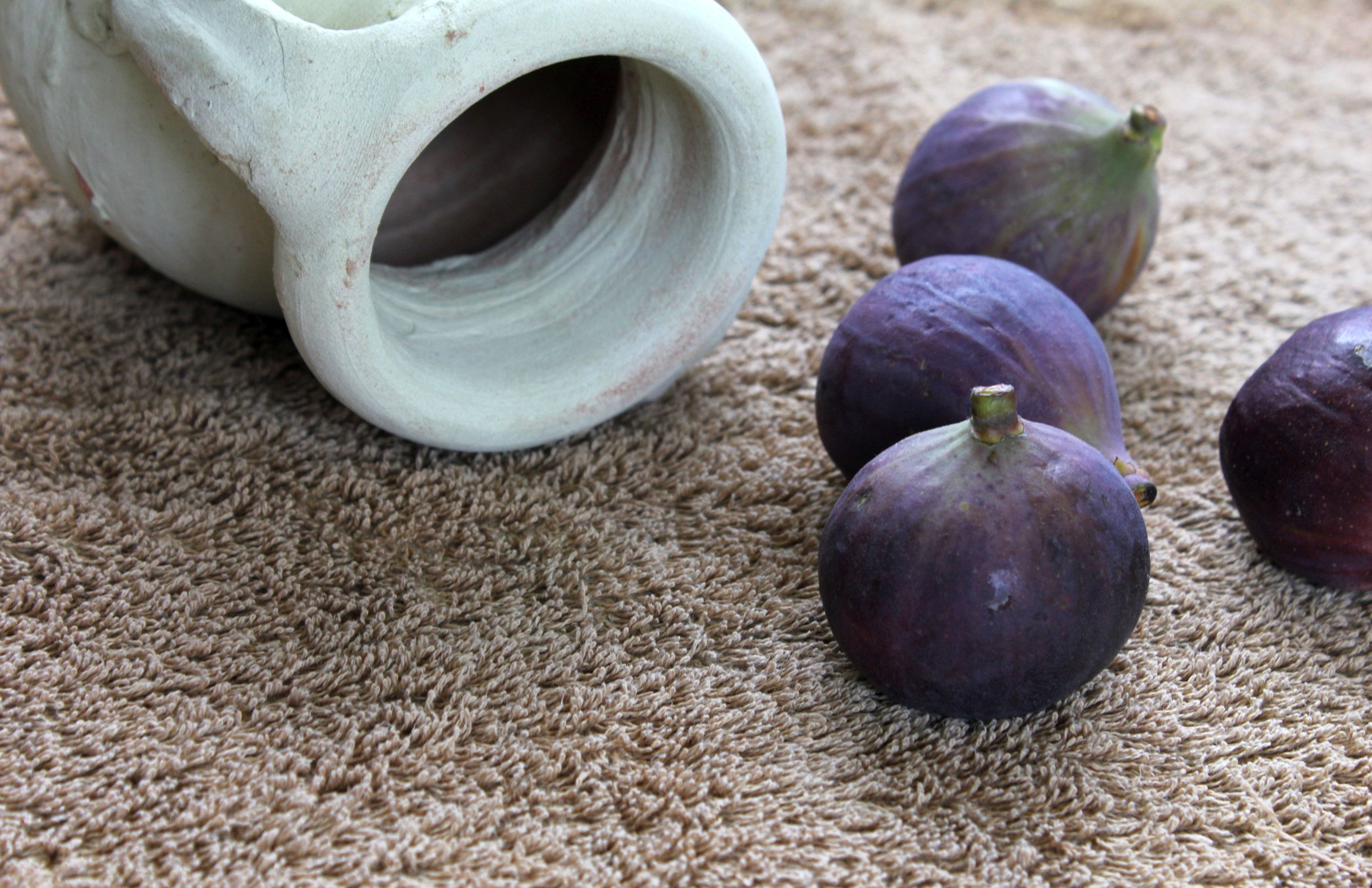wellbeing, solid, earthenware, diet, healthy eating, banner, plant, indoors, healthy, figs, dessert, fruit, no people, high angle view, group of objects, HD Wallpaper
