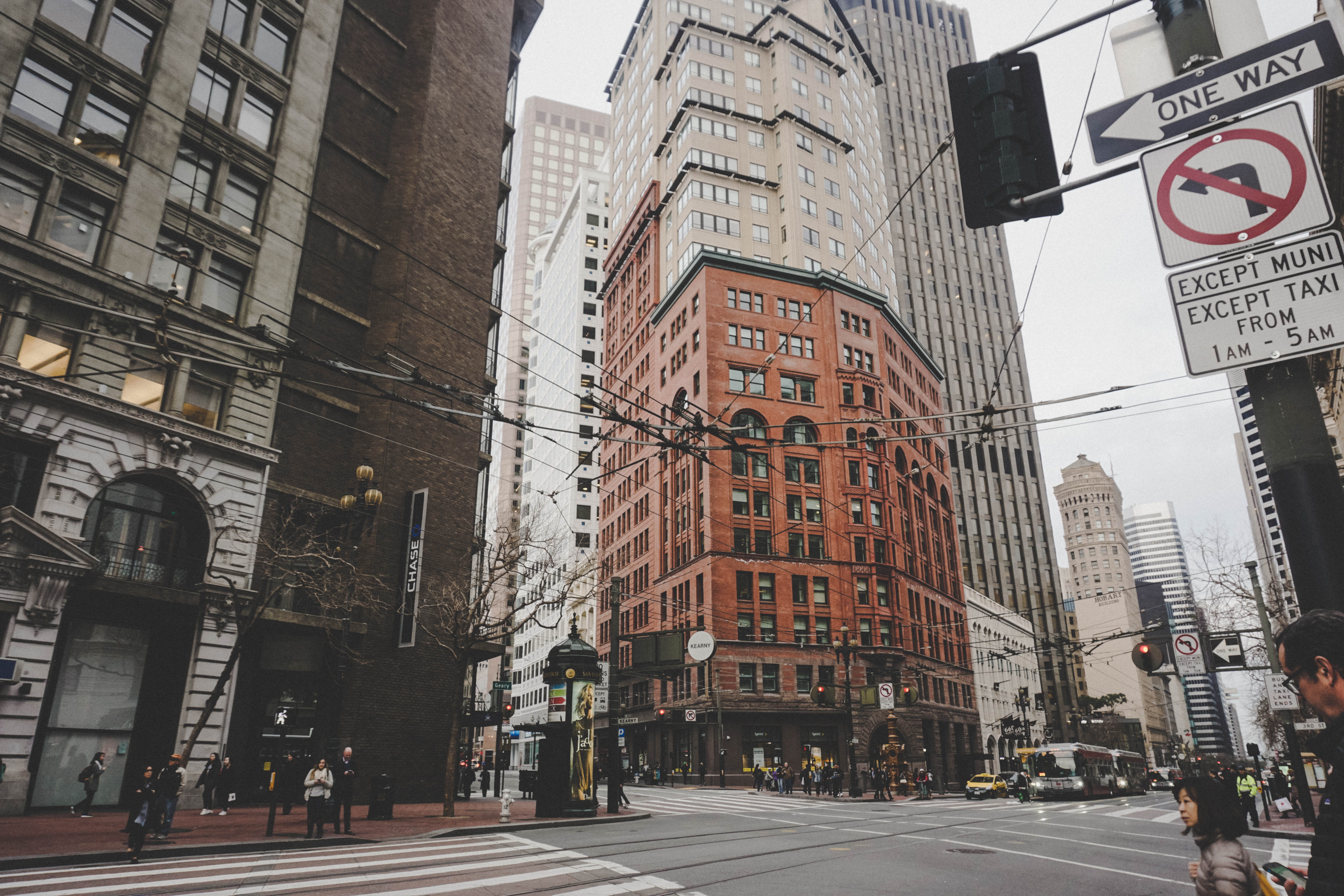 sf, people, the way forward, tall - high, road, outdoors, building, white, united state, sky, skyscraper, crossing, san francisco, guidance, u, transportation, HD Wallpaper