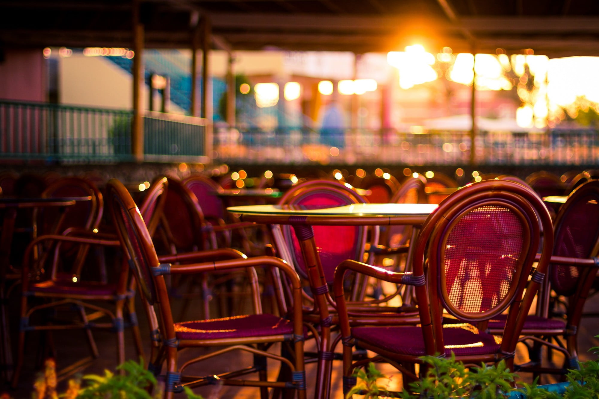 arrangement, restaurant, colorful, metal, lights, bokeh, seat, absence, cafe, table, photography, no people, chair, bar - drink establishment, bar counter, HD Wallpaper