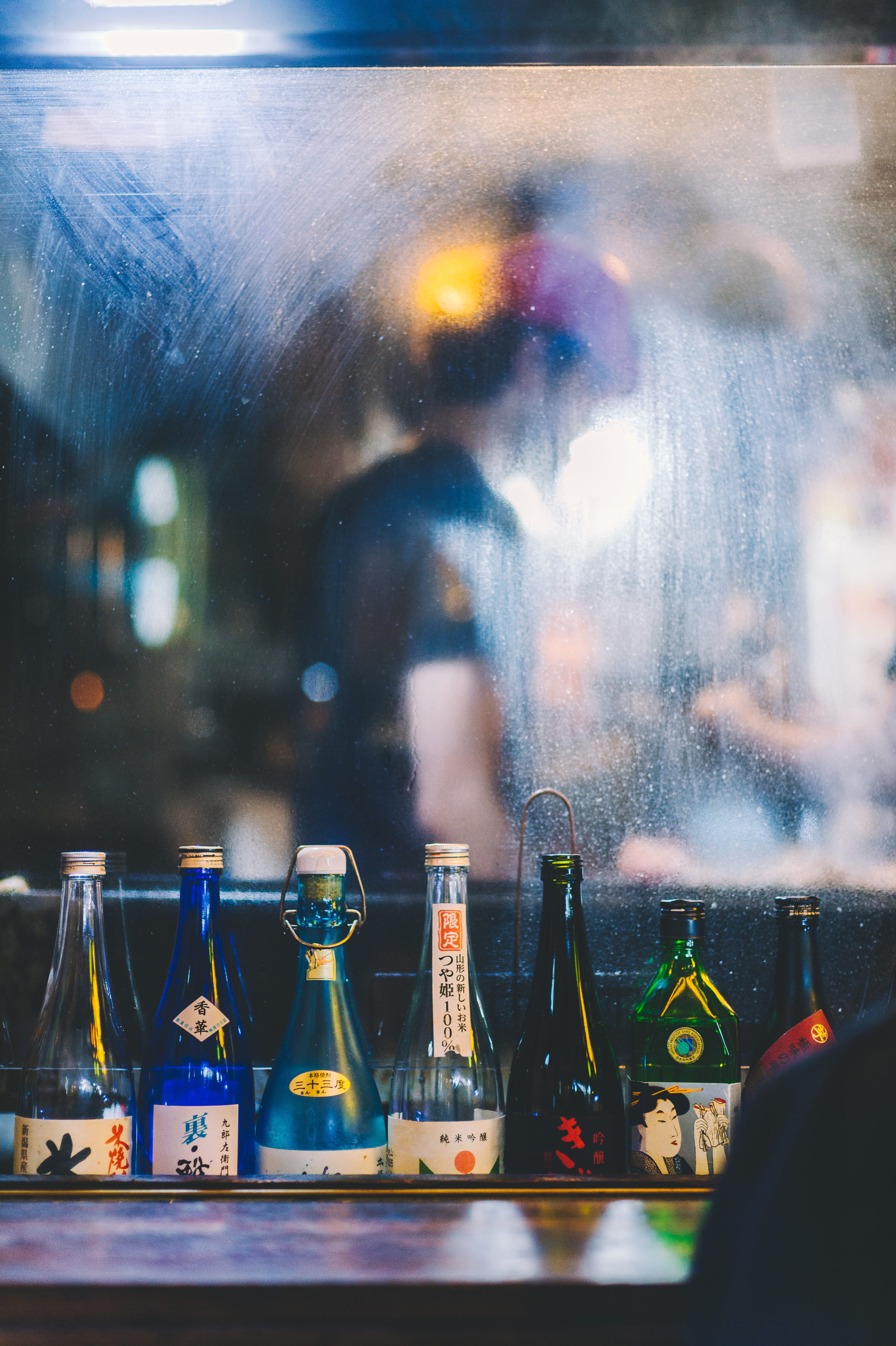 people, drink, men, liquid, glass - Material, soju, laboratory, alcohol, japan, color, scientific Experiment, night, japanese pub, beer, science, technology, Phone HD Wallpaper