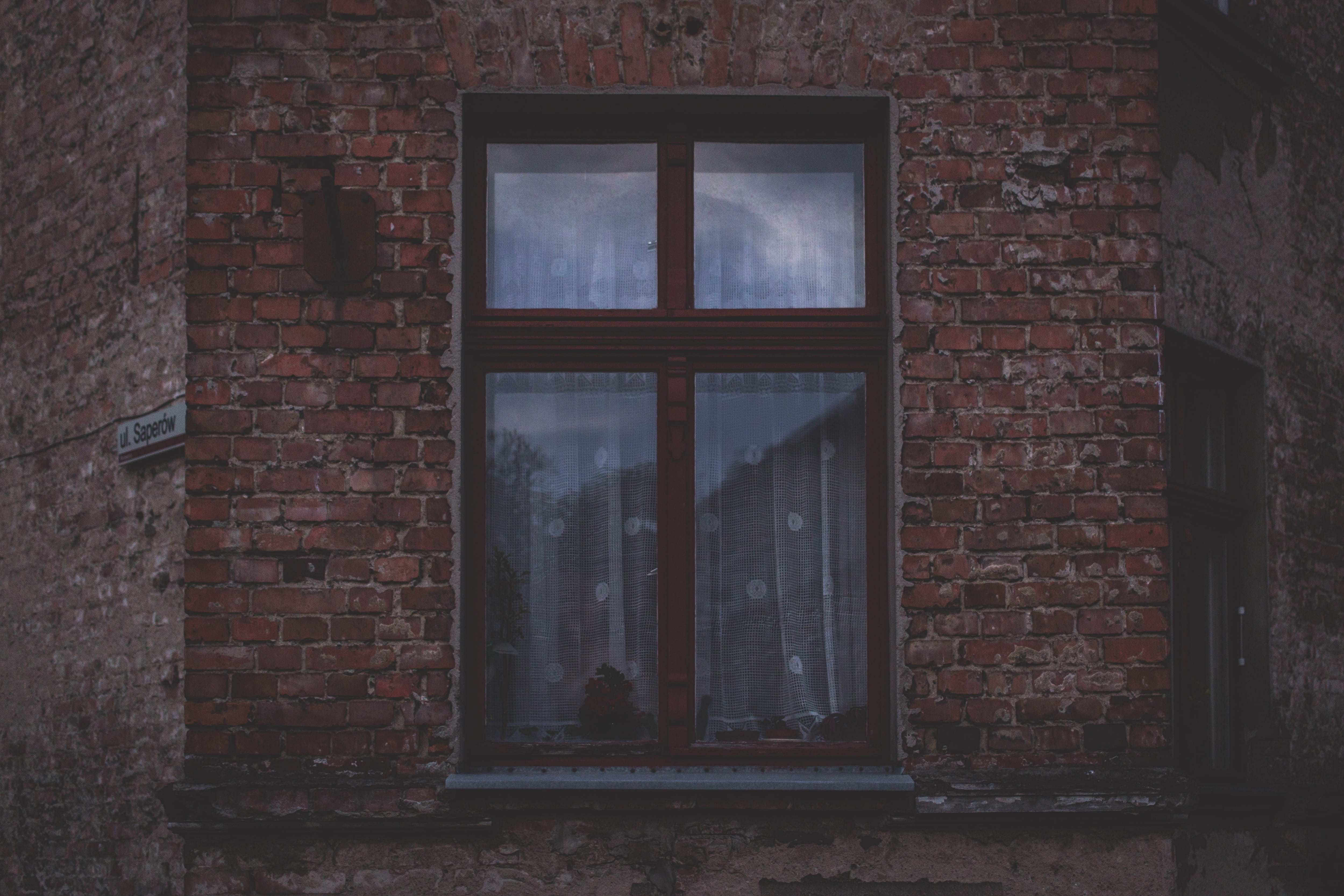 safety, outdoors, architecture And Buildings, wall, window frame, building Exterior, entrance, building, wooden, old, day, residential district, architecture, HD Wallpaper