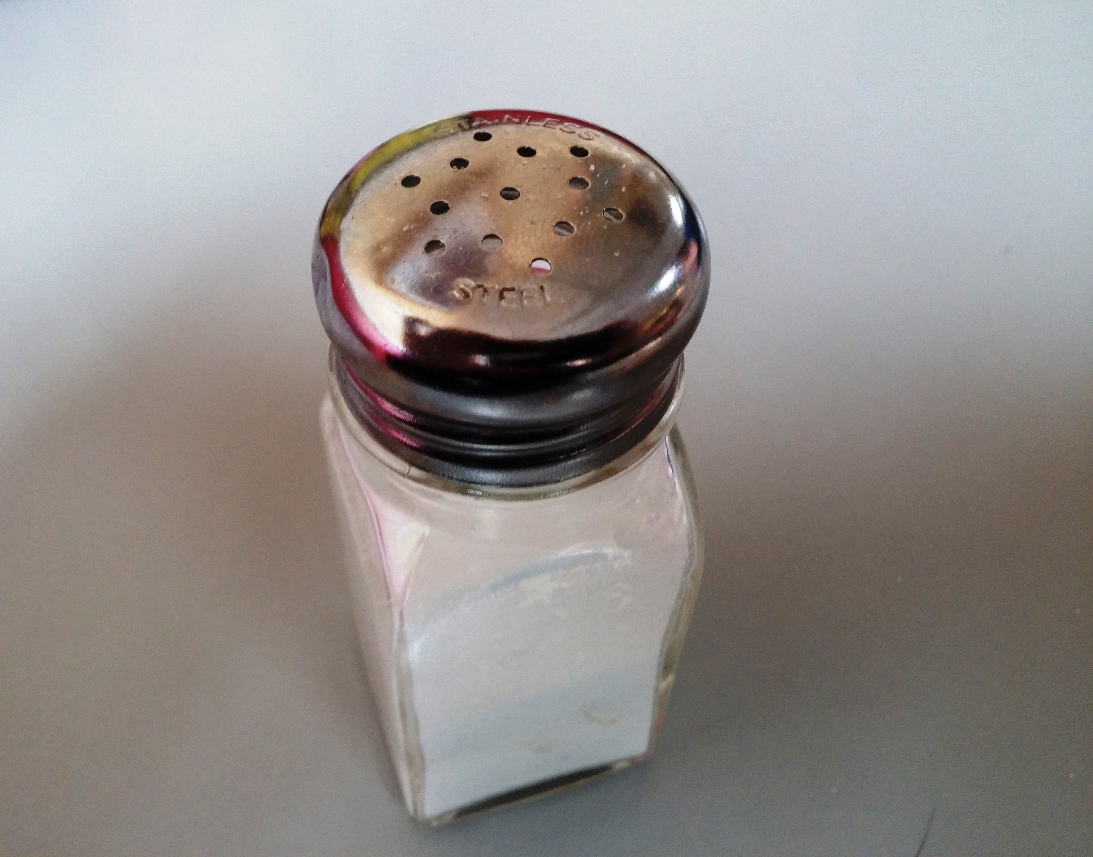 saltshaker, indoors, sodium, close-up, table, salt shaker, flavor, ingredient, pepper - seasoning, clear, temptation, food, freshness, no people, pepper shaker, HD Wallpaper
