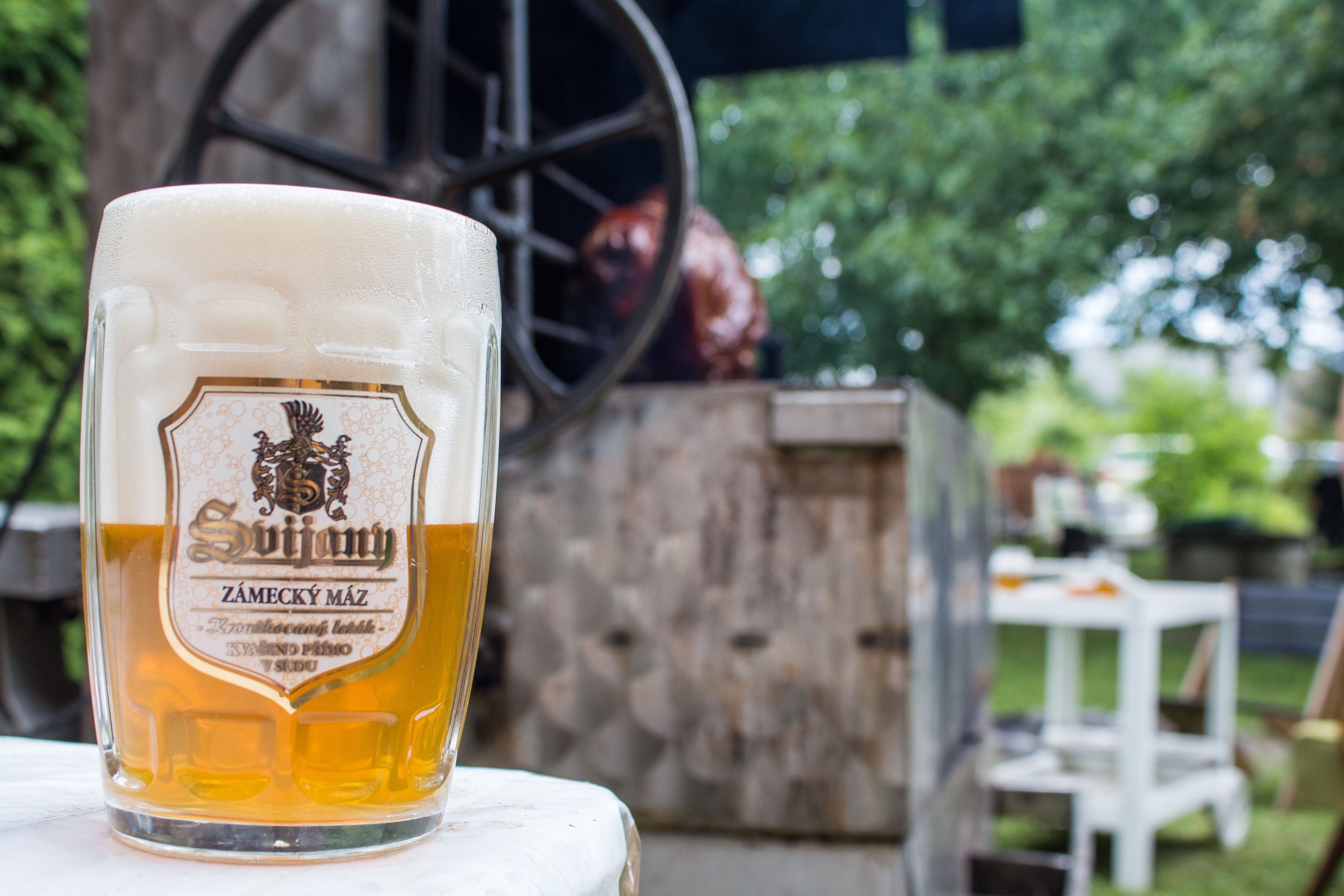 beer - alcohol, czech beer, drinking glass, household equipment, close-up, container, grilling, 4K, jar, beer, one person, text, focus on foreground, drink, HD Wallpaper