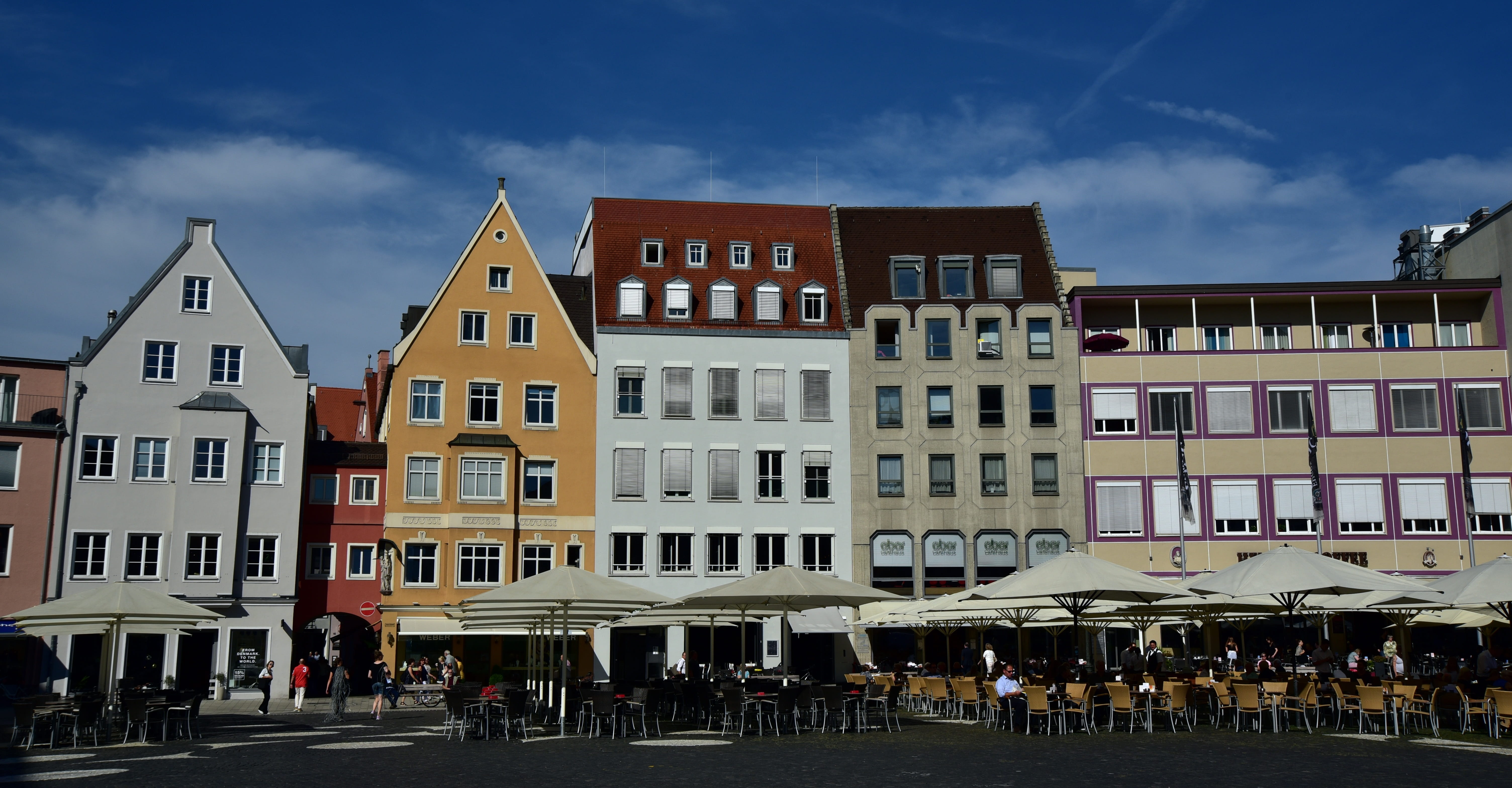 sky, city, banner, built structure, town hall square, day, real people, facade, large group of people, augsburg, swabia, germany, historic center, cloud - sky, HD Wallpaper