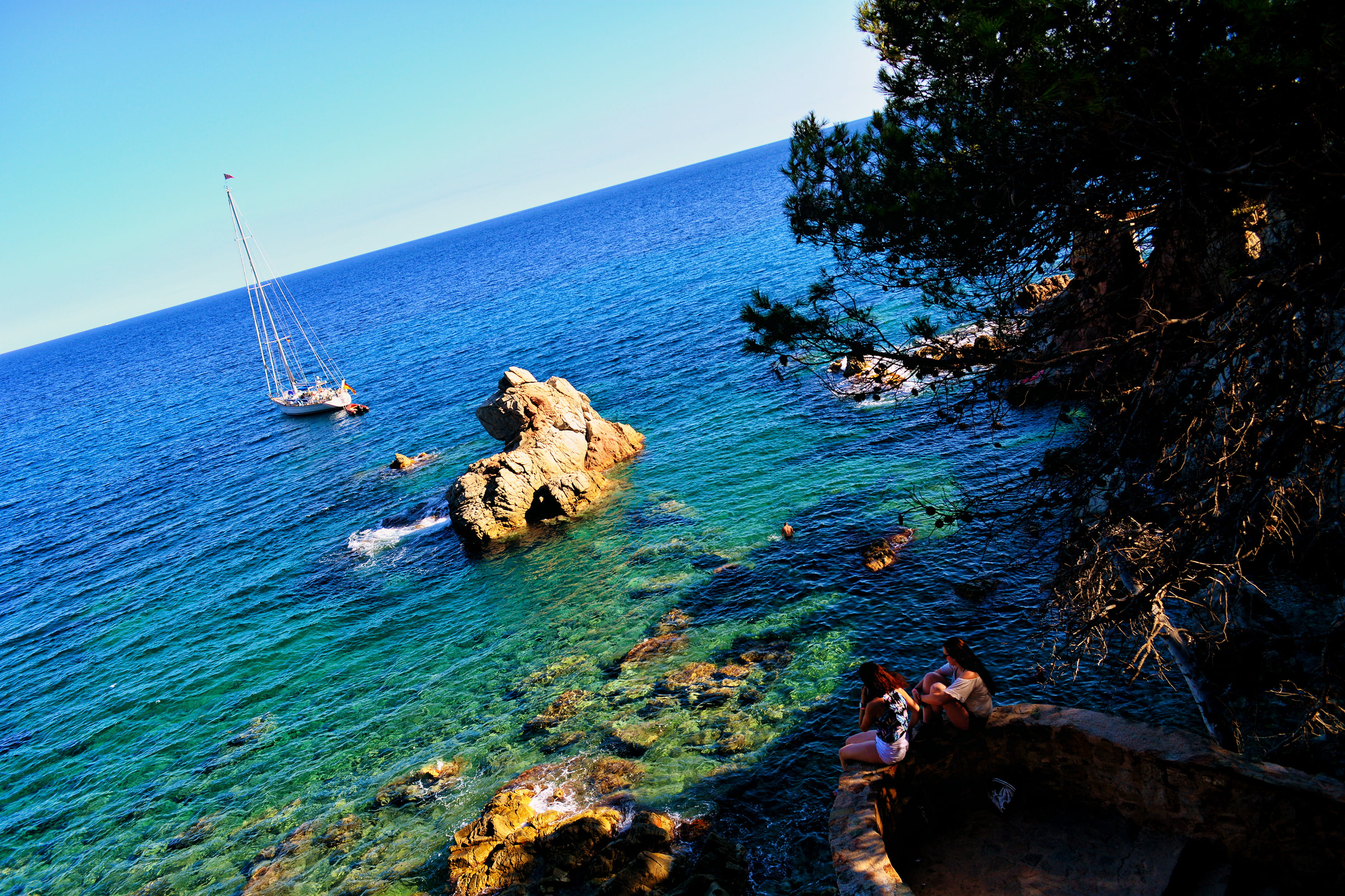 rock, 2K, lloret de mar, beach, rock - object, plant, landscape, horizon, ocean, tranquility, scenics - nature, outdoors, summer, spain, boat, nature, HD Wallpaper