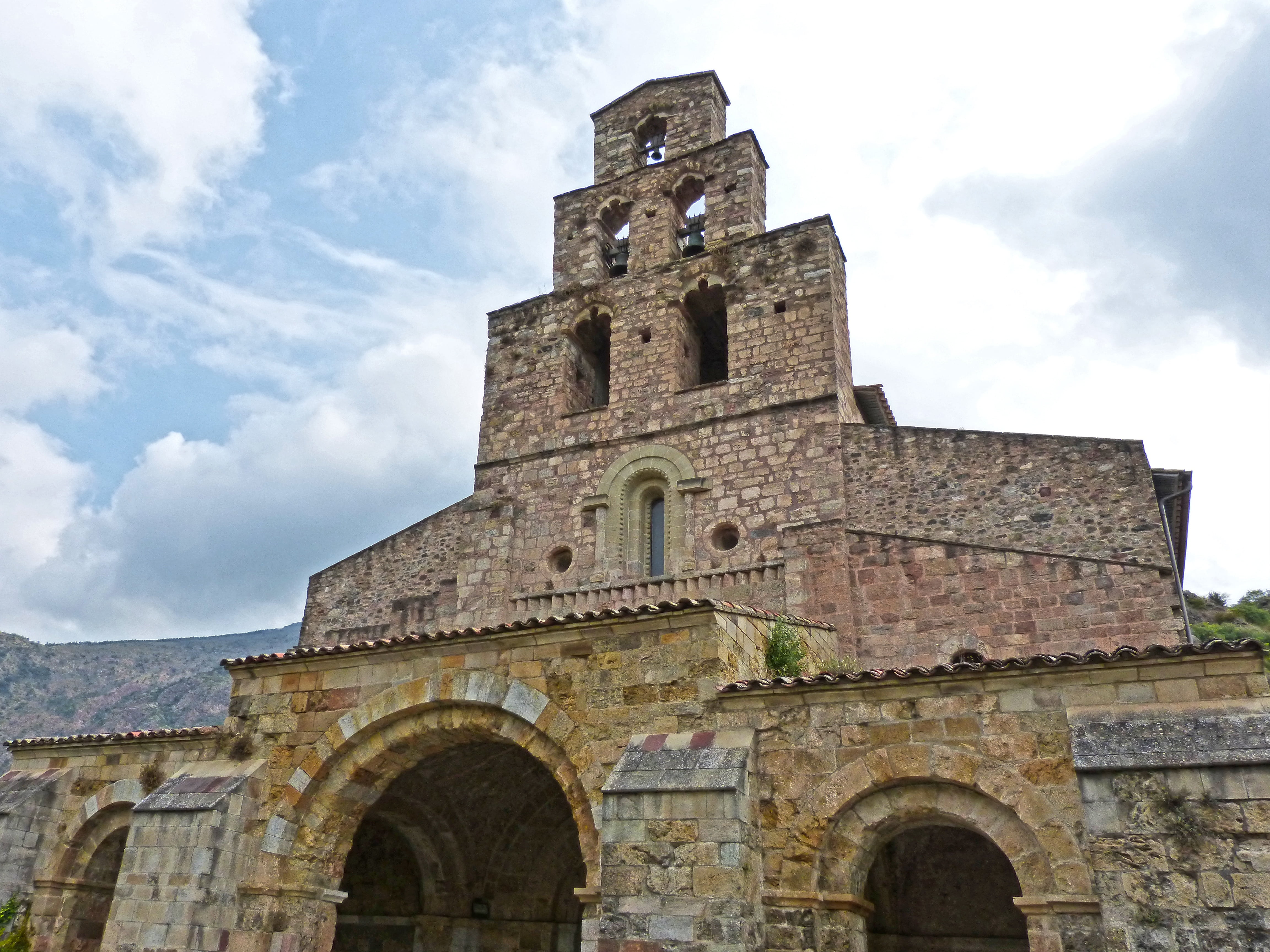 built structure, cloud - sky, belief, gerri of salt, abbey, building exterior, stone wall, sky, spirituality, old, belfry, history, pyrenee catalunya, low angle view, HD Wallpaper