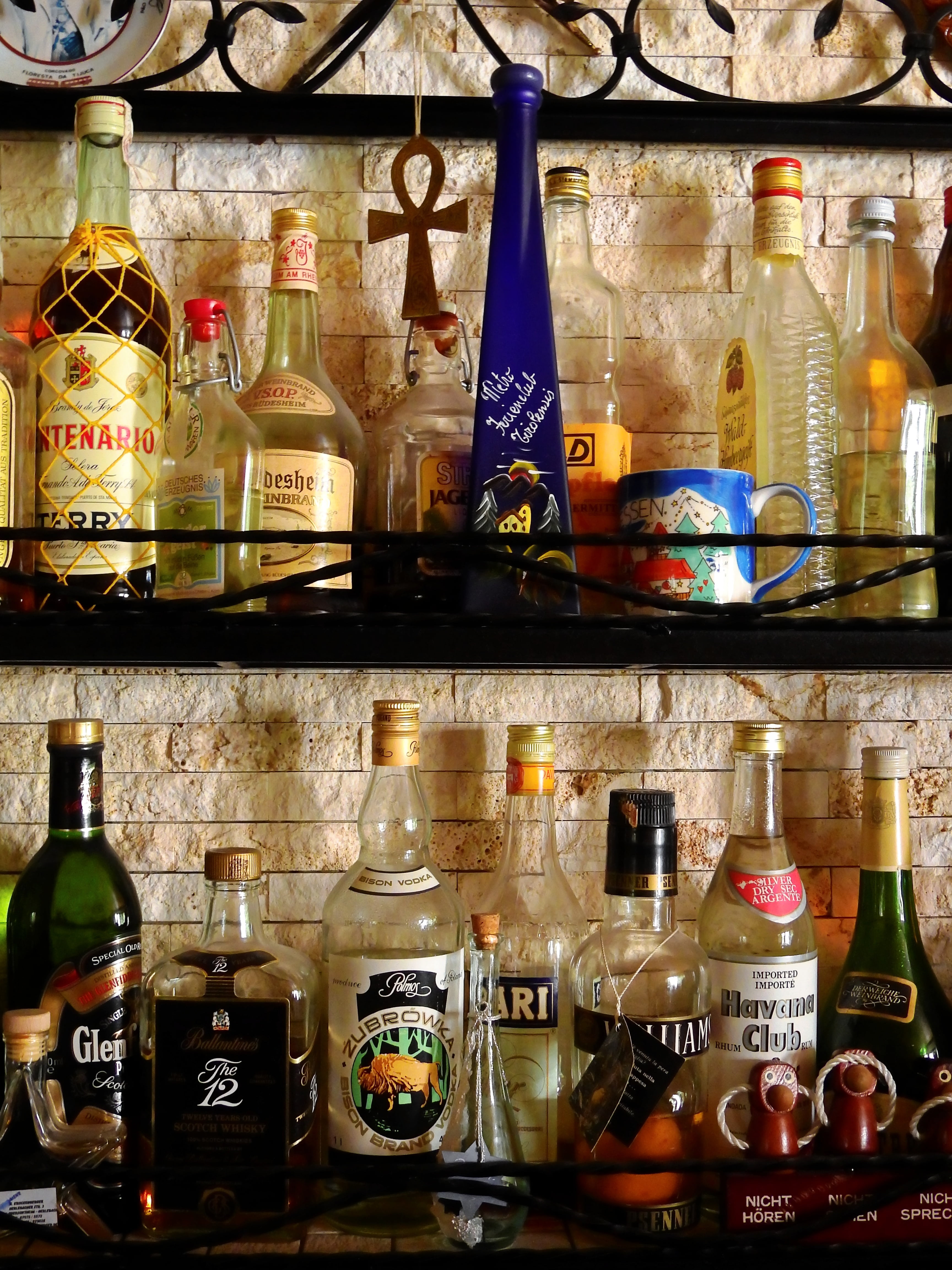 large group of objects, alcohol, thirst, drink, addiction, container, alcoholic, jar, fruit brandy, transparent, bottle, choice, arrangement, liqueur, indoors, Phone HD Wallpaper
