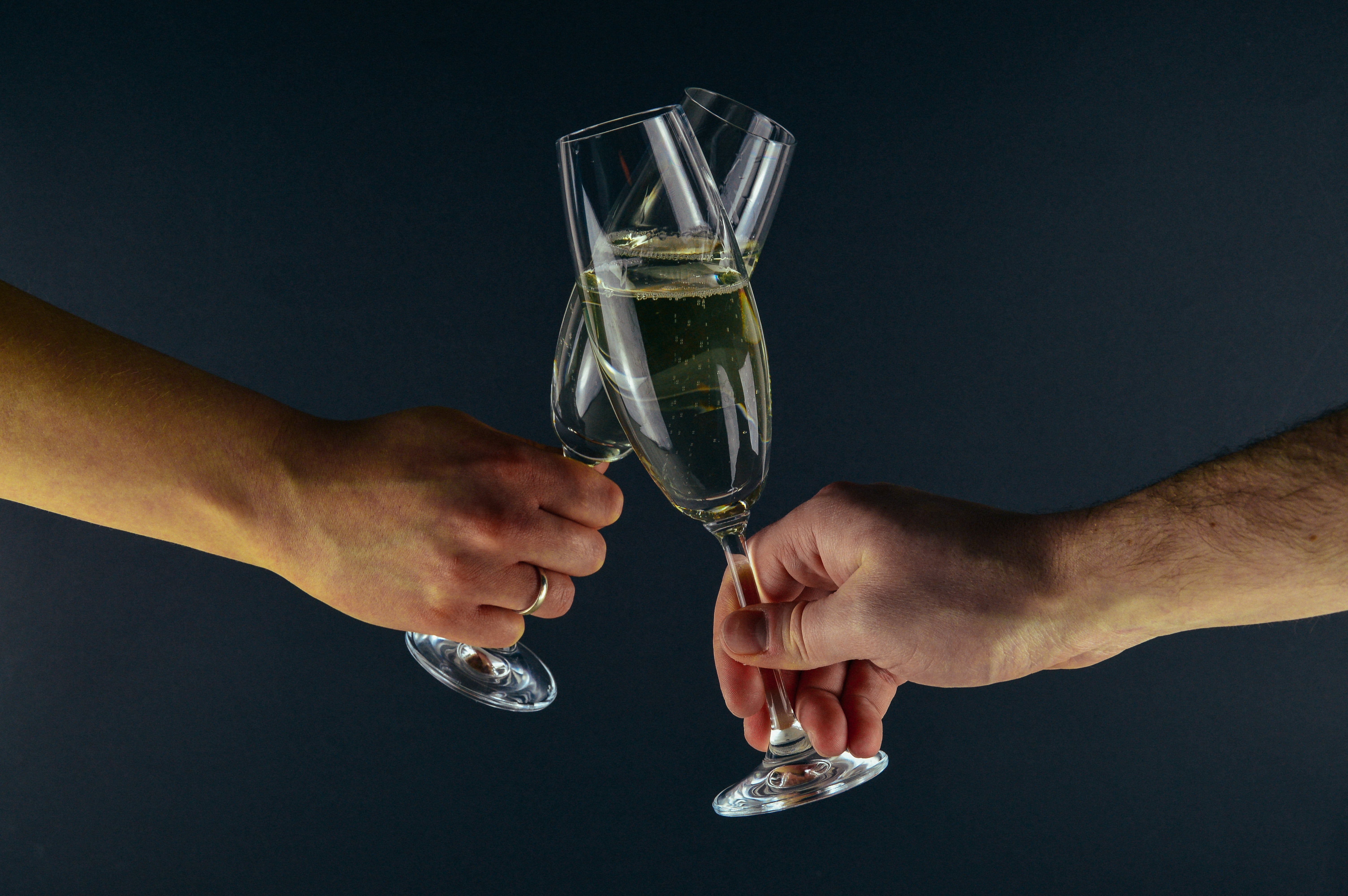 new years eve, hands, alcohol, glasses, human hand, food and drink, 5K, drinking, human body part, party, drink, celebratory toast, person, black background, HD Wallpaper