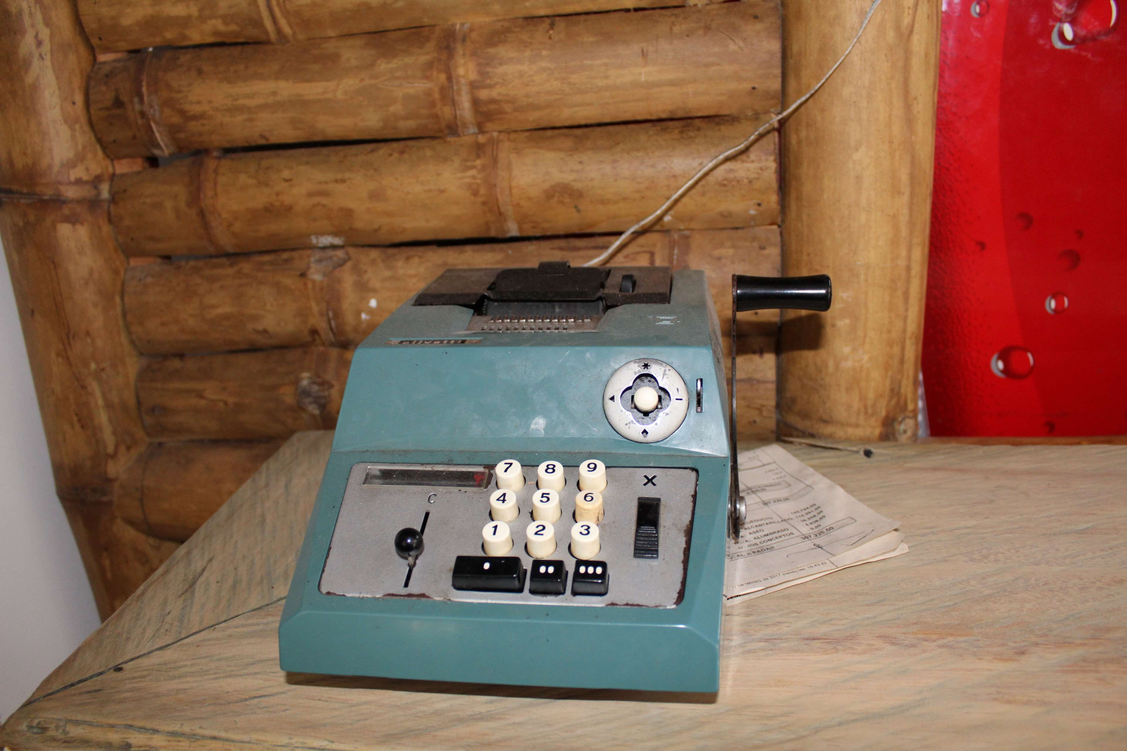 table, the past, wall - building feature, close-up, connection, cash machine, antique, history, technology, vintage, retro styled, telephone, wood - material, HD Wallpaper