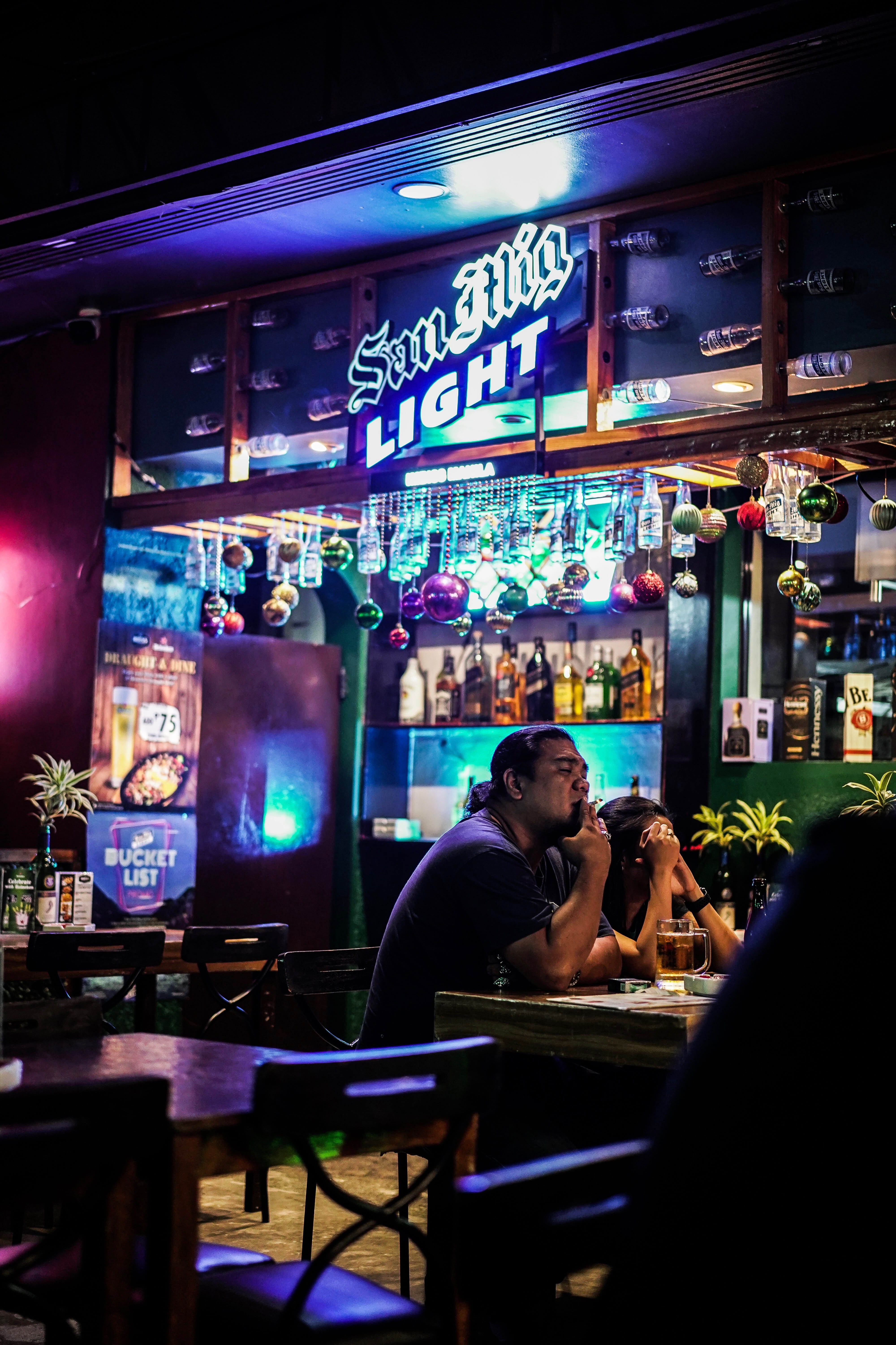 san, bar - drink establishment, human, technology, people, interior design, lighting, business, urban, bar counter, sign, pub, sitting, monitor, communication, Phone HD Wallpaper