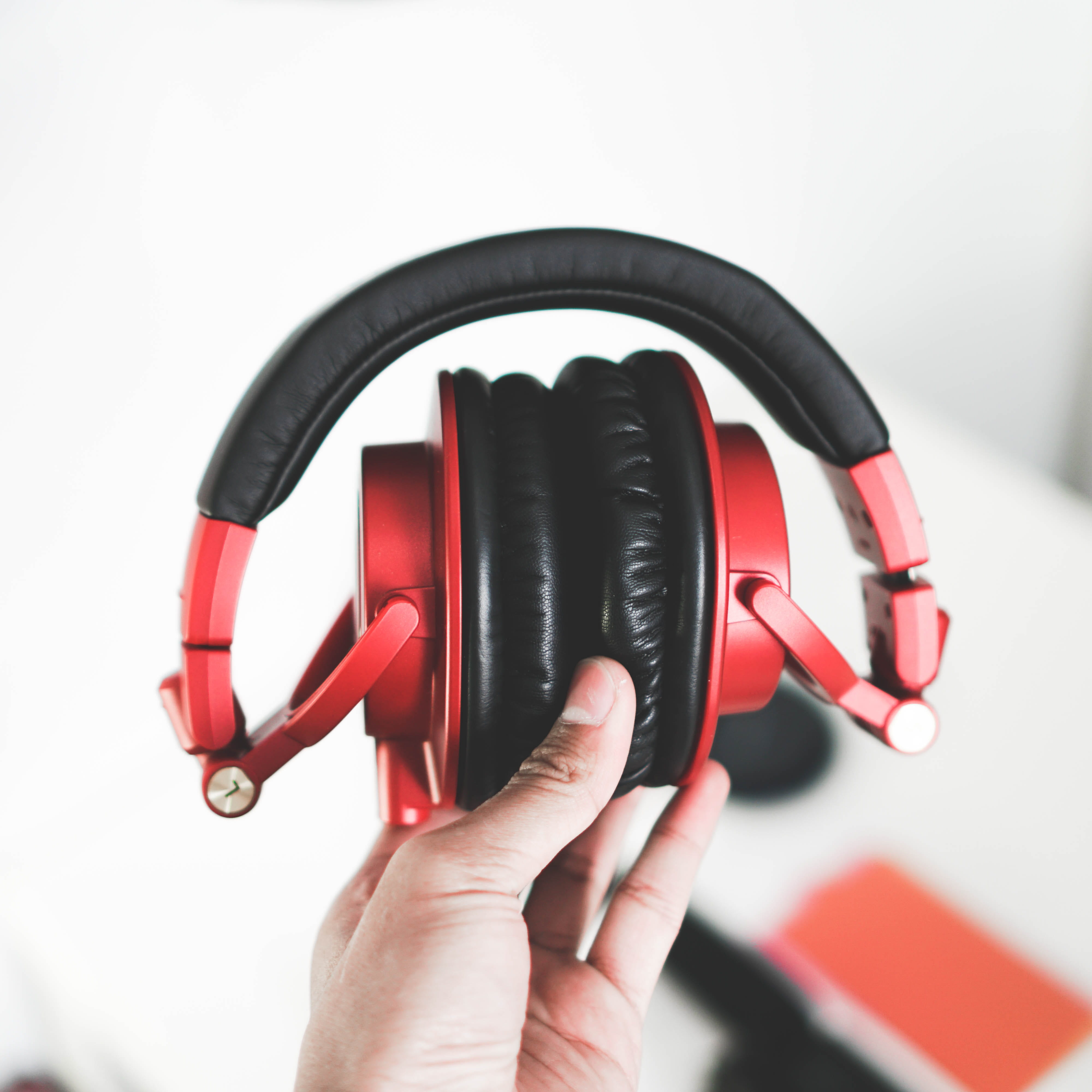 dhestudio, dope headphone, dope, finger, dope tech, one person, headphone, body part, audiophile, women, lifestyles, audio technica headphone, real people, Phone HD Wallpaper