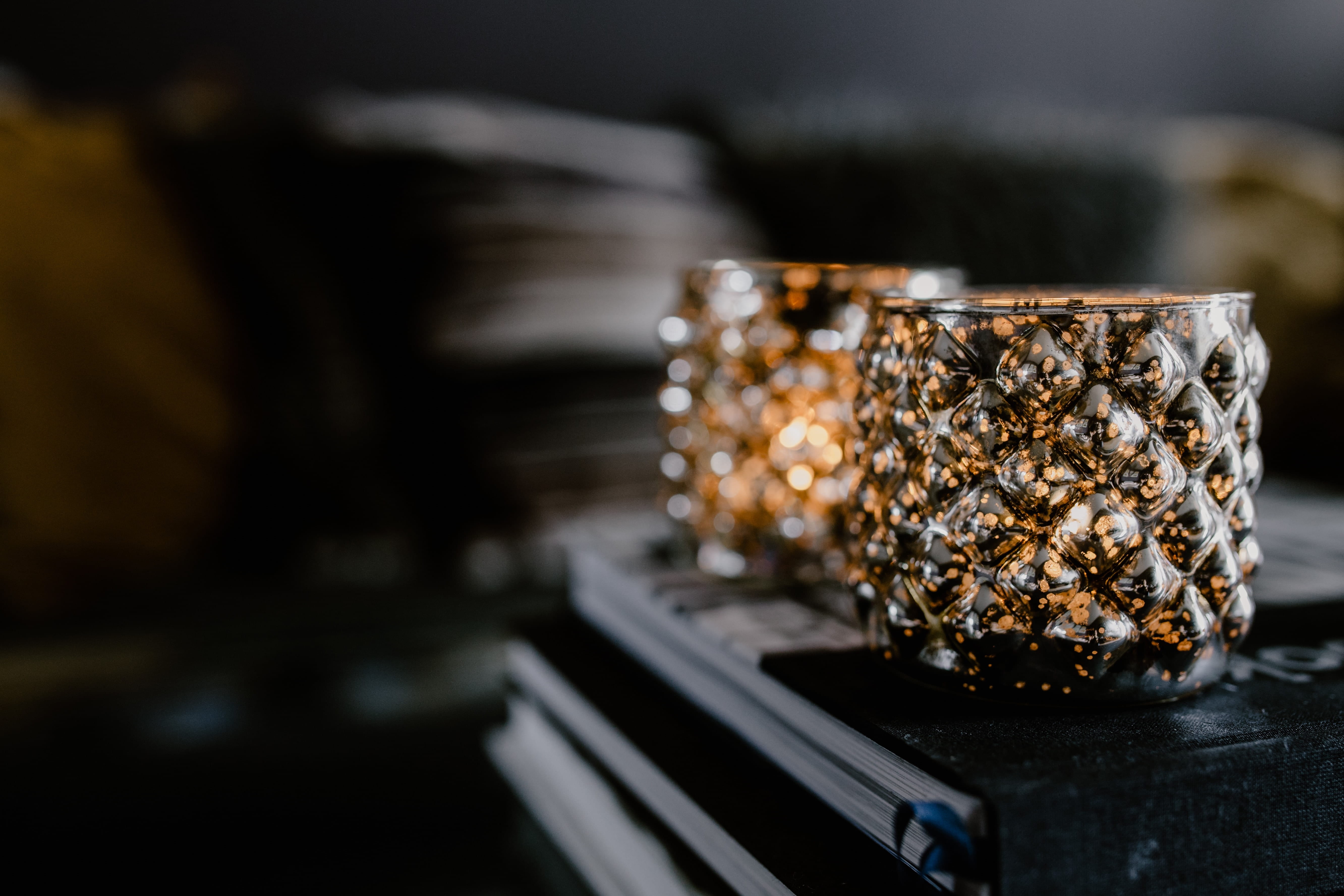 elegance, indoors, glamour, decorations, elegant, home, cosy, business, healthy eating, wall, freshness, stack, nature, table, snack, indulgence, close-up, HD Wallpaper