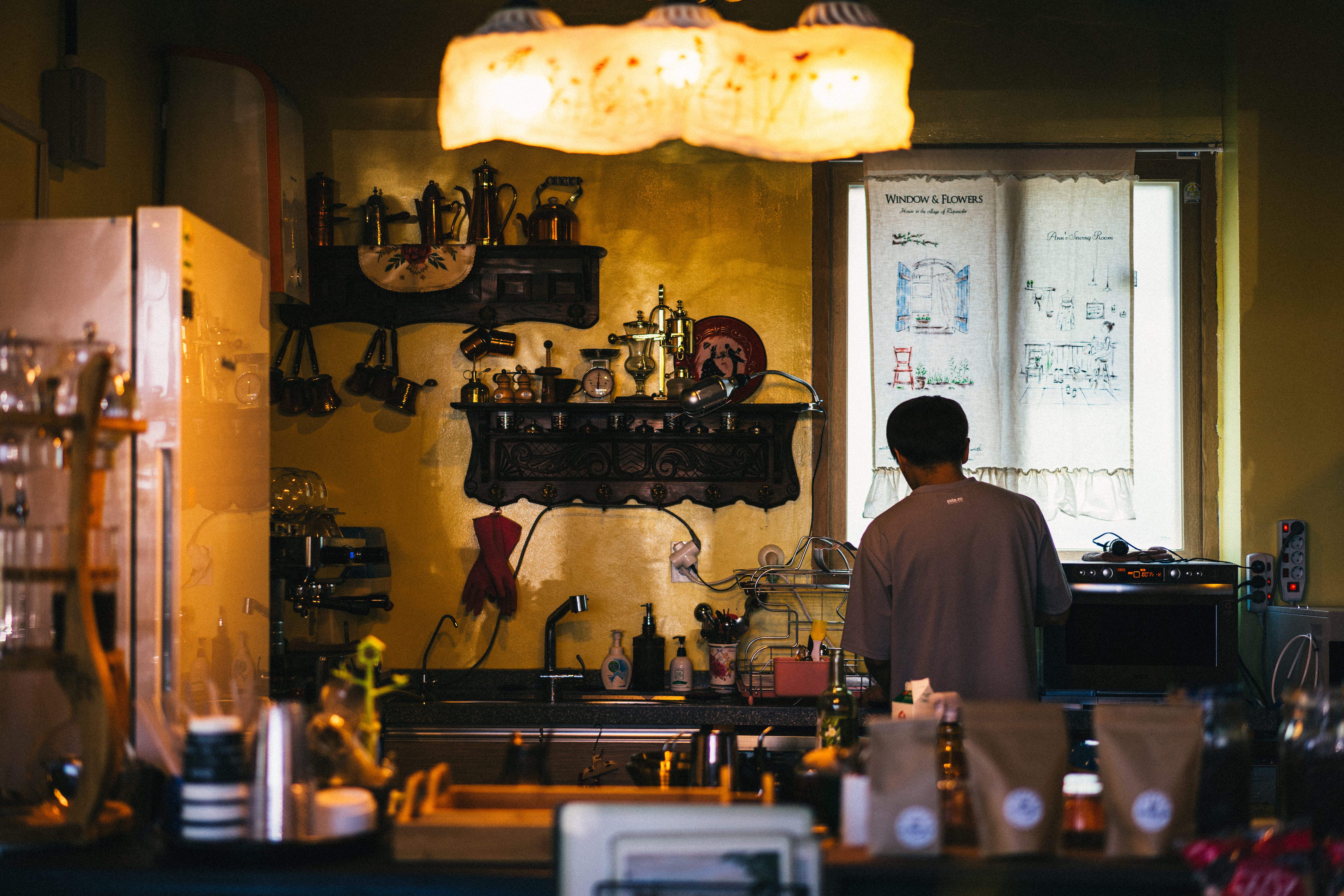 light, kitchen, people, retail, glass, art and craft, male, coffee shop, illuminated, working, person, bar counter, rear view, store, shelf, south korea, HD Wallpaper