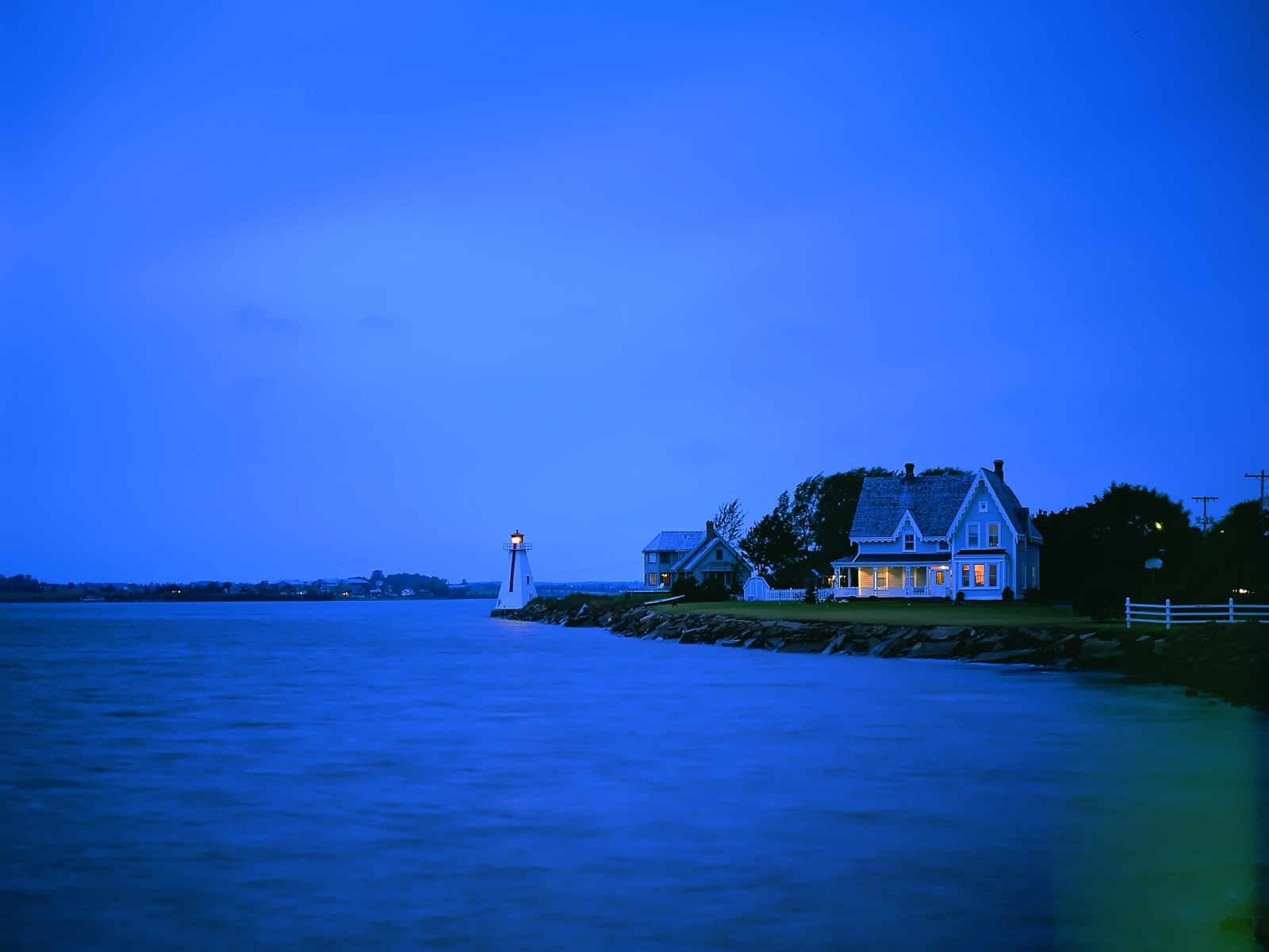 bay, cosy, lake, 720P, blue, home, lights, hd, house, lighthouse, abstract, water, HD Wallpaper