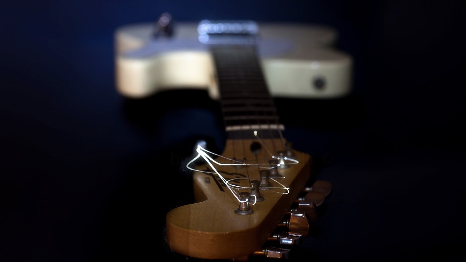 copy space, musical equipment, amplifier, bass guitar, black background, close-up, focus, headstock, modern rock, single object, no people, focus on foreground, HD Wallpaper