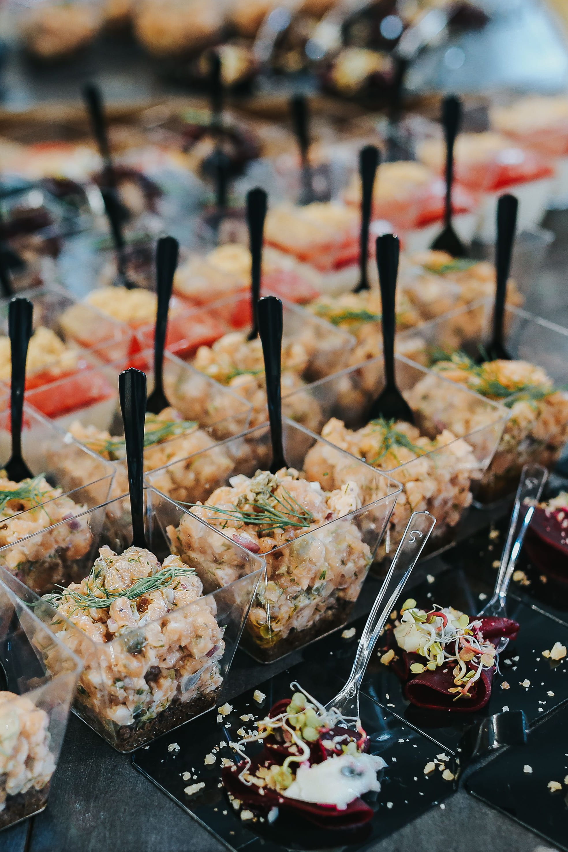 close-up, choice, lunch, indulgence, vegetable, plate, meal, dessert, tray, seafood, ready-to-eat, appetizer, restaurant, business, sweet food, selective focus, Phone HD Wallpaper