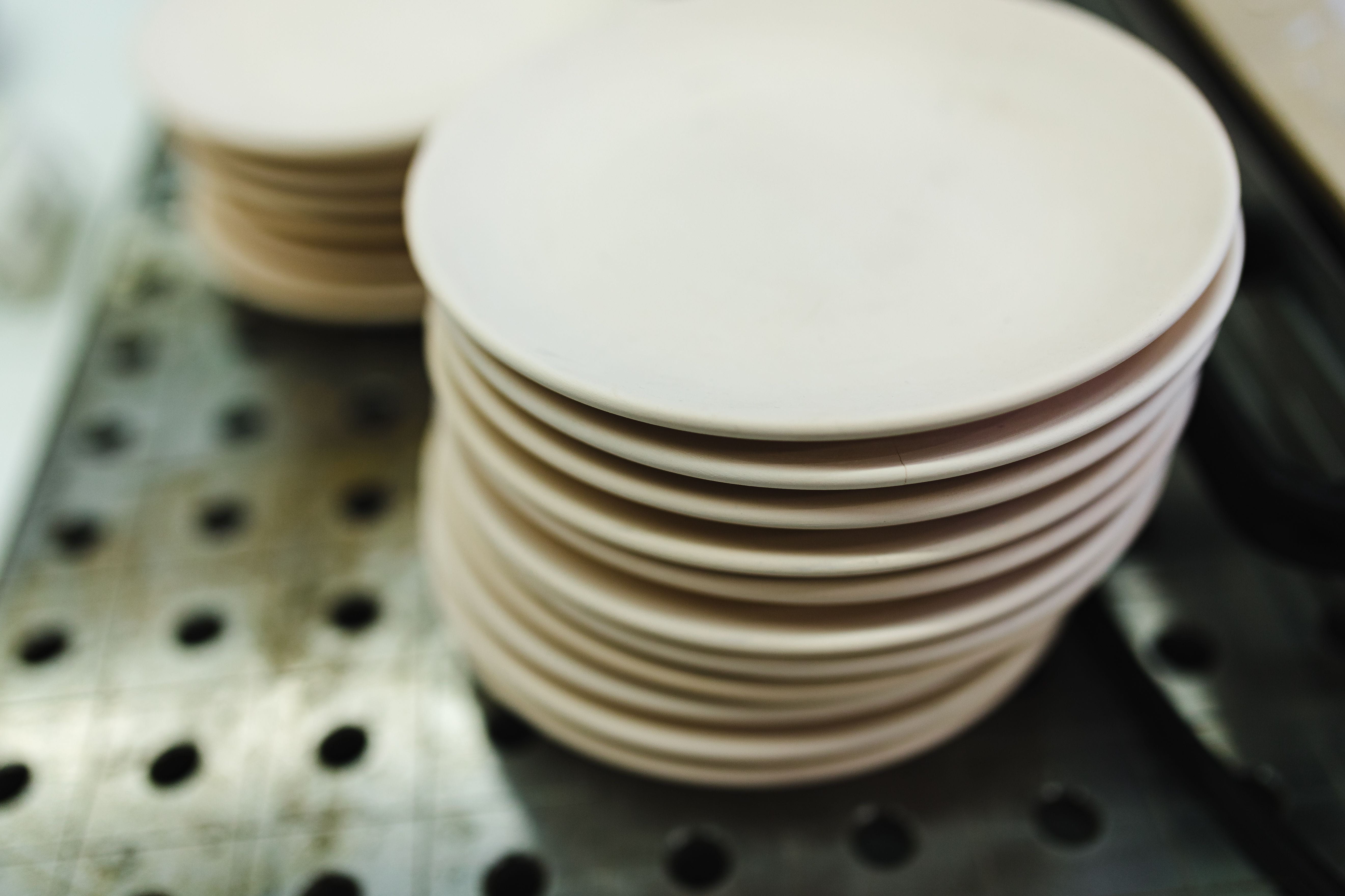 indoors, close-up, stack, restaurant, large group of objects, kitchenware, ceramic, dishware, food and drink, pottery, high angle view, steel, focus on foreground, HD Wallpaper