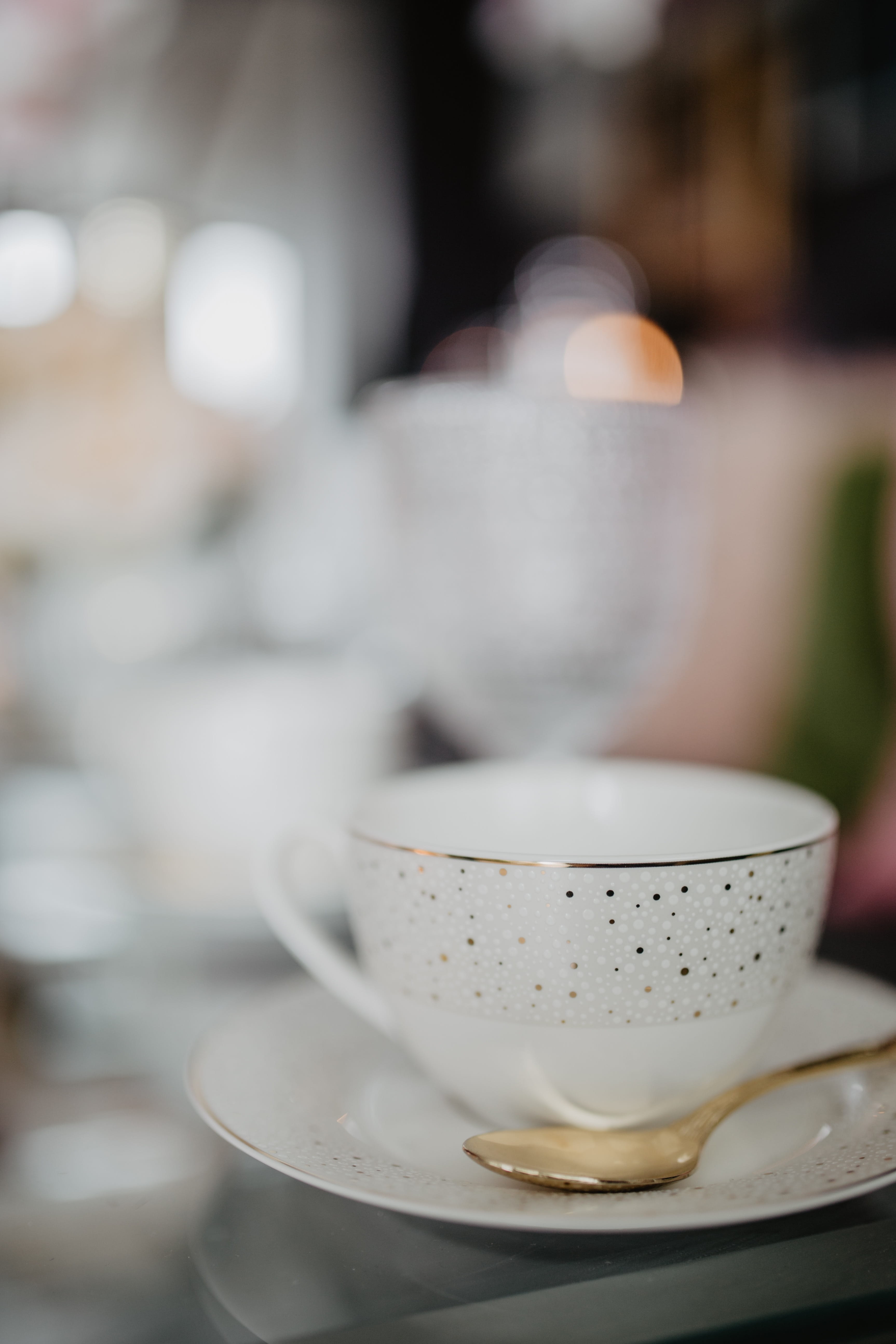 still life, hot drink, decor, living room, cafe, focus on foreground, home decor, close-up, saucer, coffee shop, crockery, spring, tea, food and drink, Phone HD Wallpaper