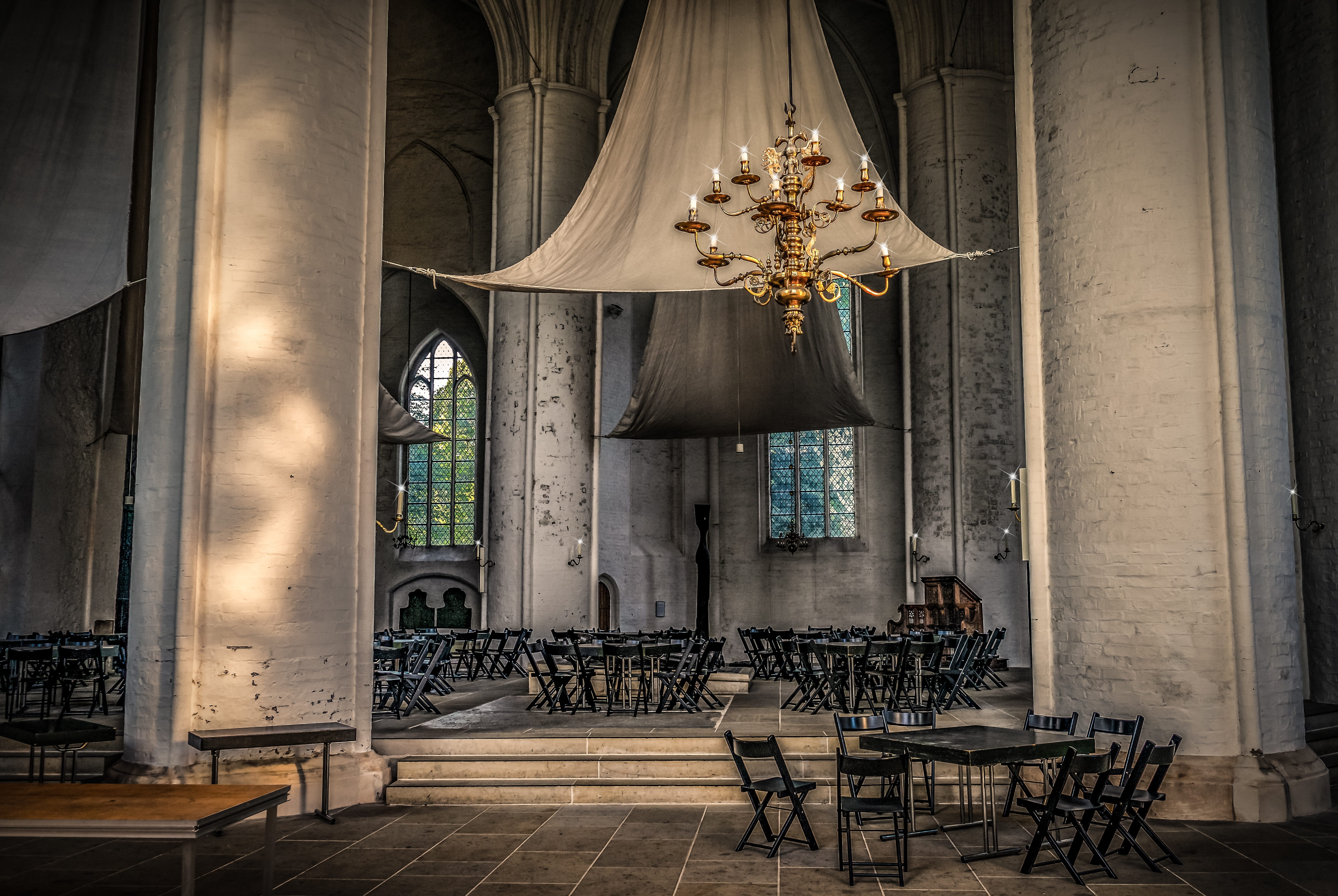 chairs, the past, faith, 5K, place of worship, luxury, deco, no people, church, sail shade, travel destinations, history, community hall, indoors, window, HD Wallpaper