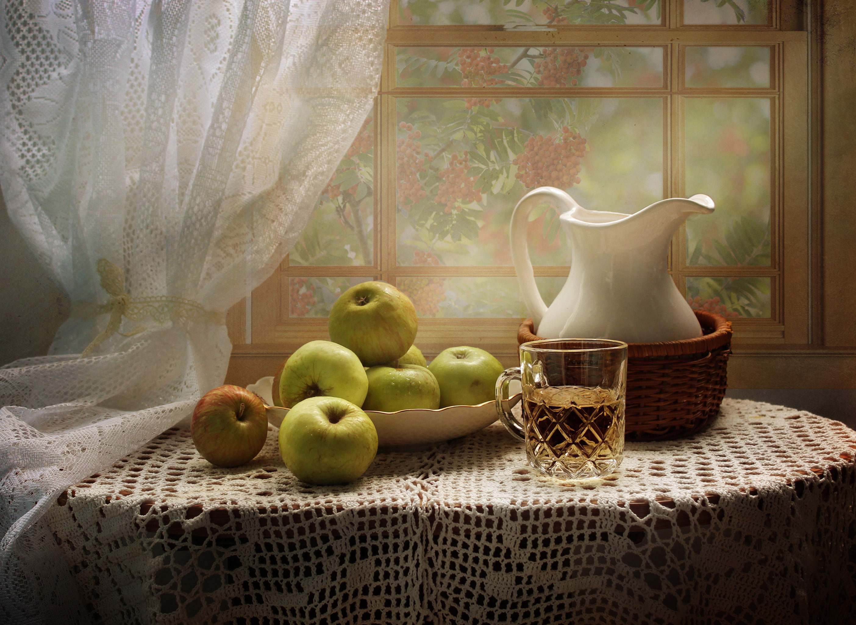 photo, basket, still-life, jug, 2K, wicker, highball, apples, food, glass, container, table, juice, HD Wallpaper