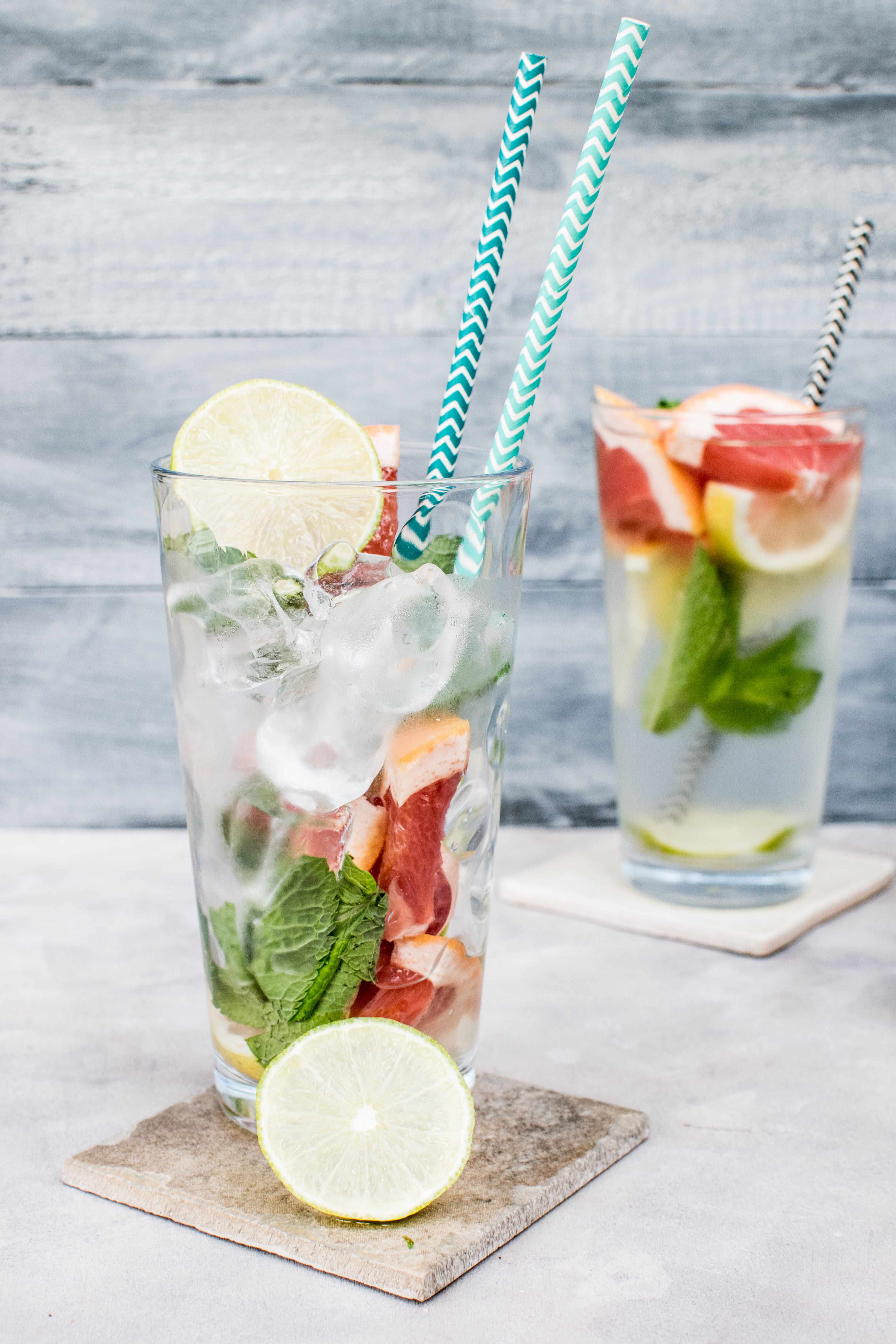 highball, slice, filled, summer, tube, household equipment, straw, drinking straw, water, natural, beverages, lemon, refresh, refreshment, 5K, leaf, mint, Phone HD Wallpaper