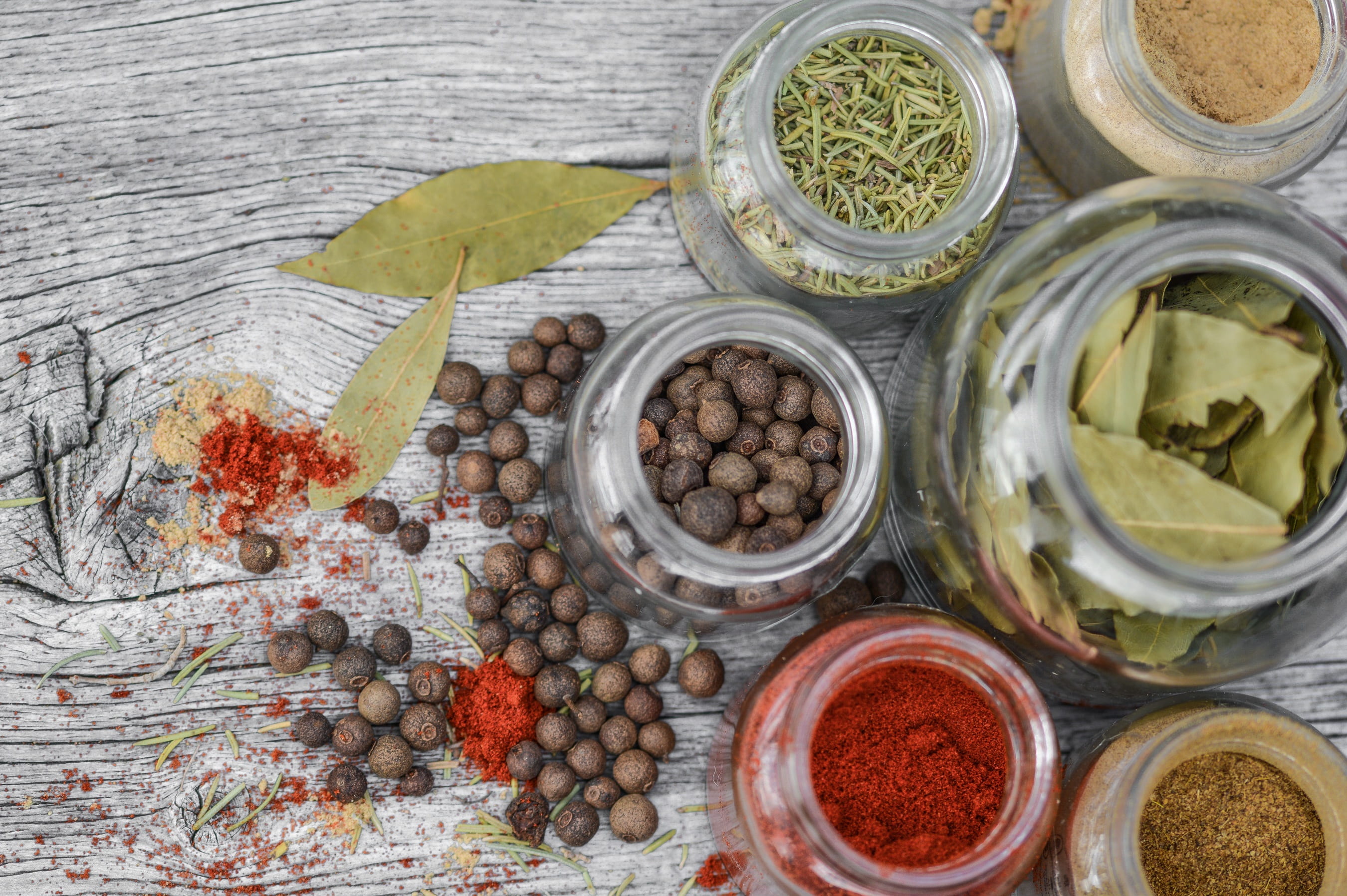 cooking, bay leaf, wooden, household, choice, rustic, spicy, cardamom, spice, healthy eating, plant, herbal, wellbeing, turmeric, six, indoors, herb, flavor, HD Wallpaper