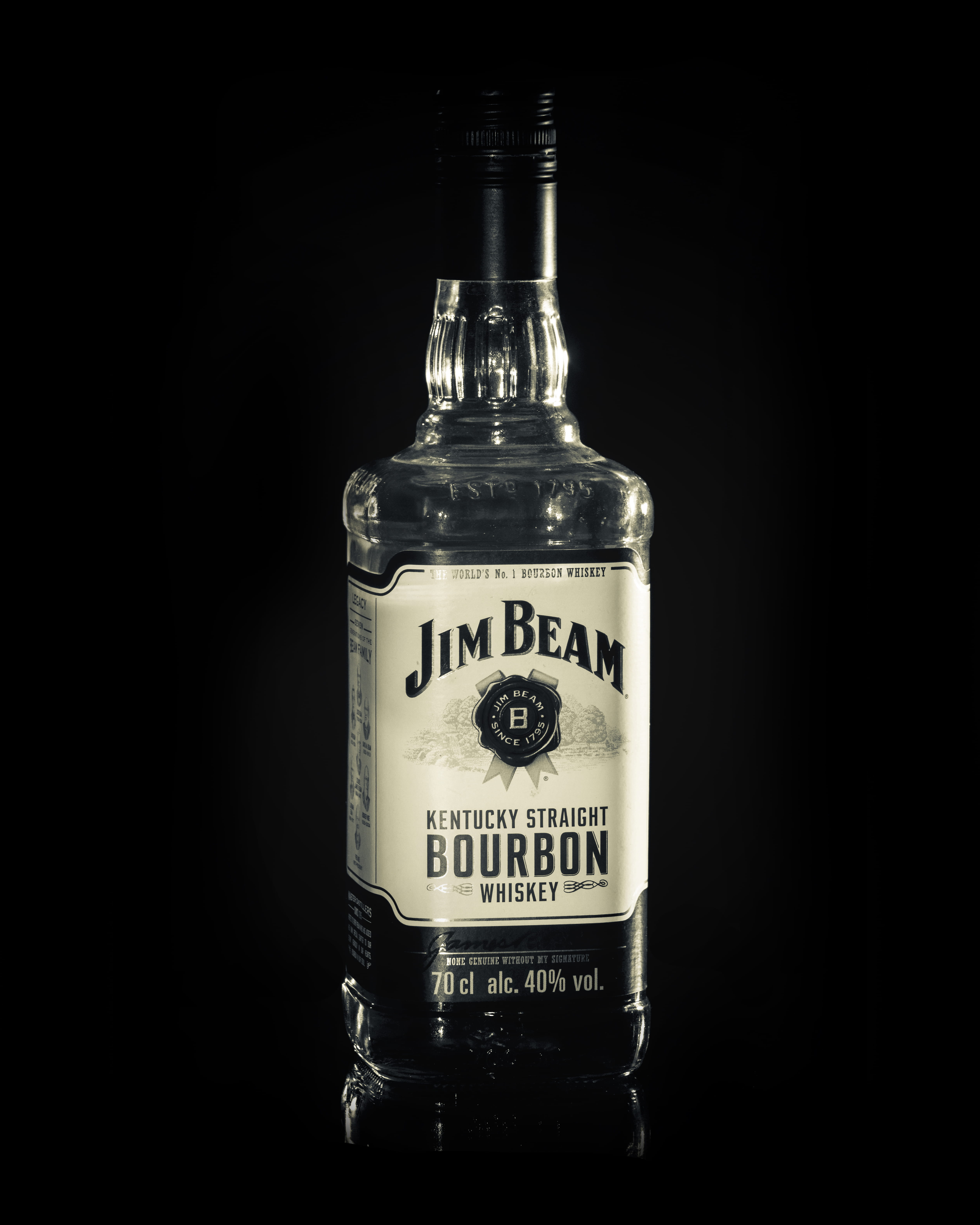 label, container, transparent, 5K, bottle, indoors, bourbon, beam, cut out, jim, glass - material, black background, close-up, food and drink, copy space, Phone HD Wallpaper