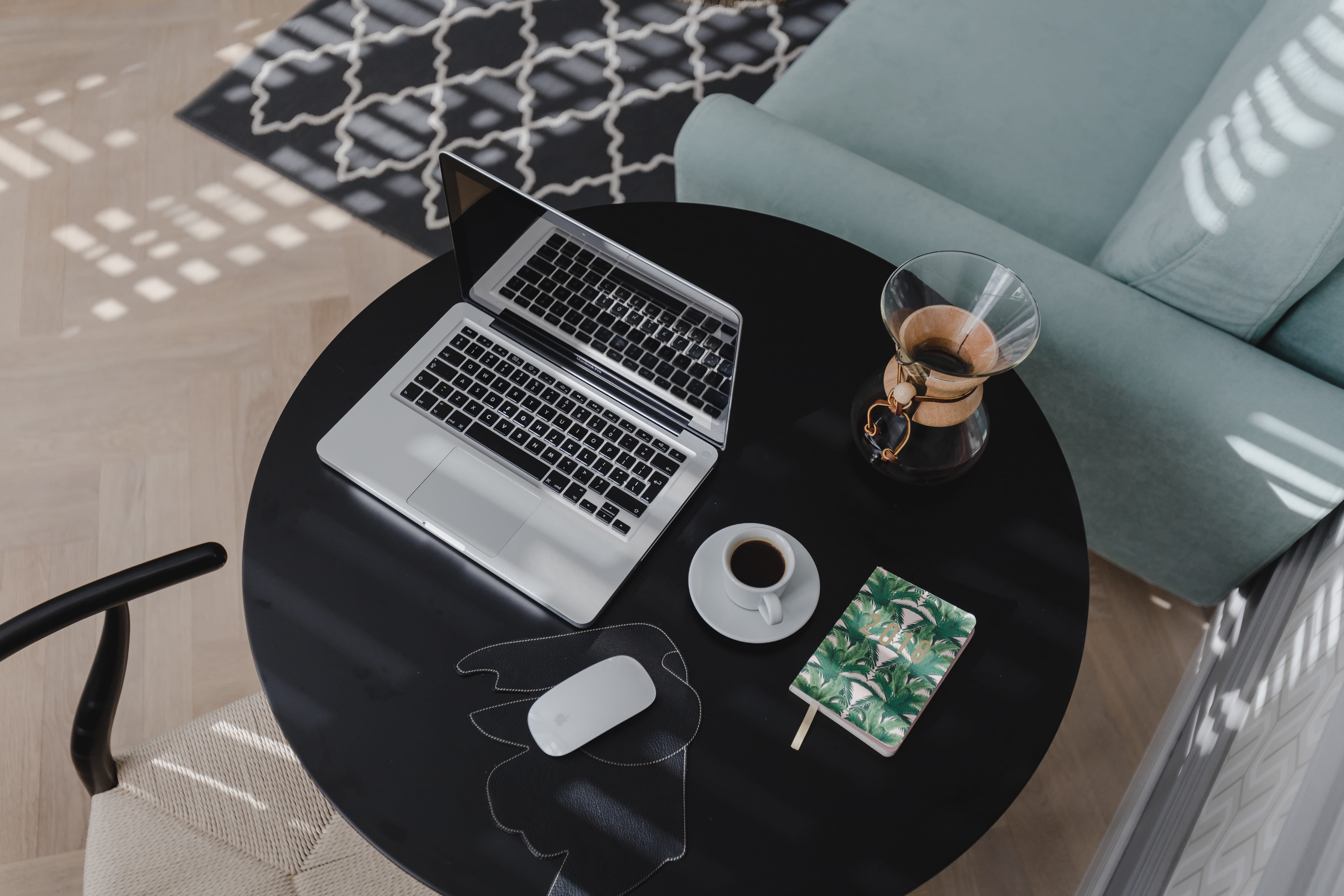 living room, portable information device, cup, connection, desk, food and drink, coffee - drink, roon, coffee, indoors, laptop, calendar, coffee maker, HD Wallpaper