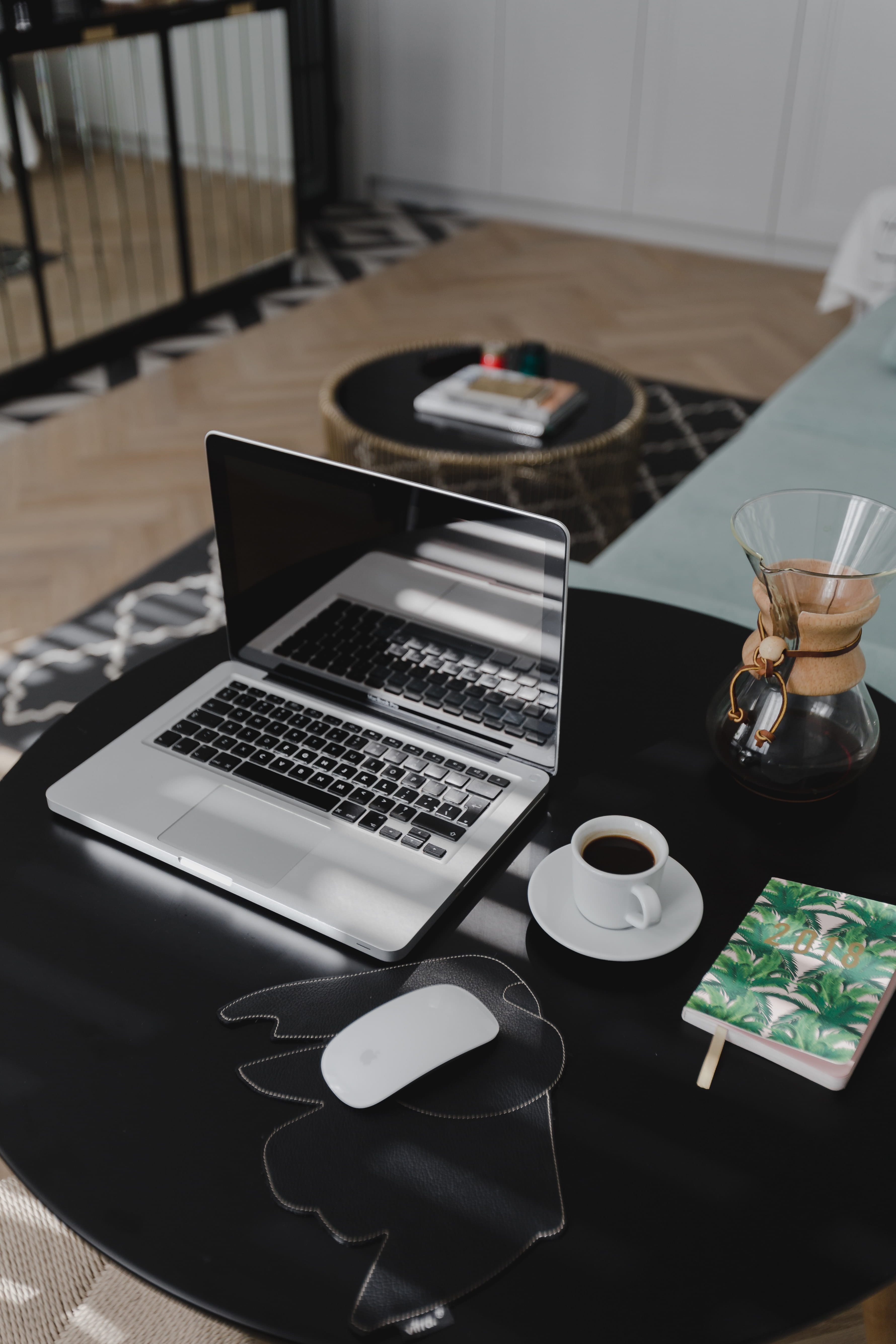 contemporary, notebook, still life, refreshment, cup, workplace, 5K, food and drink, portable information device, home office, no people, chemex, day, Phone HD Wallpaper