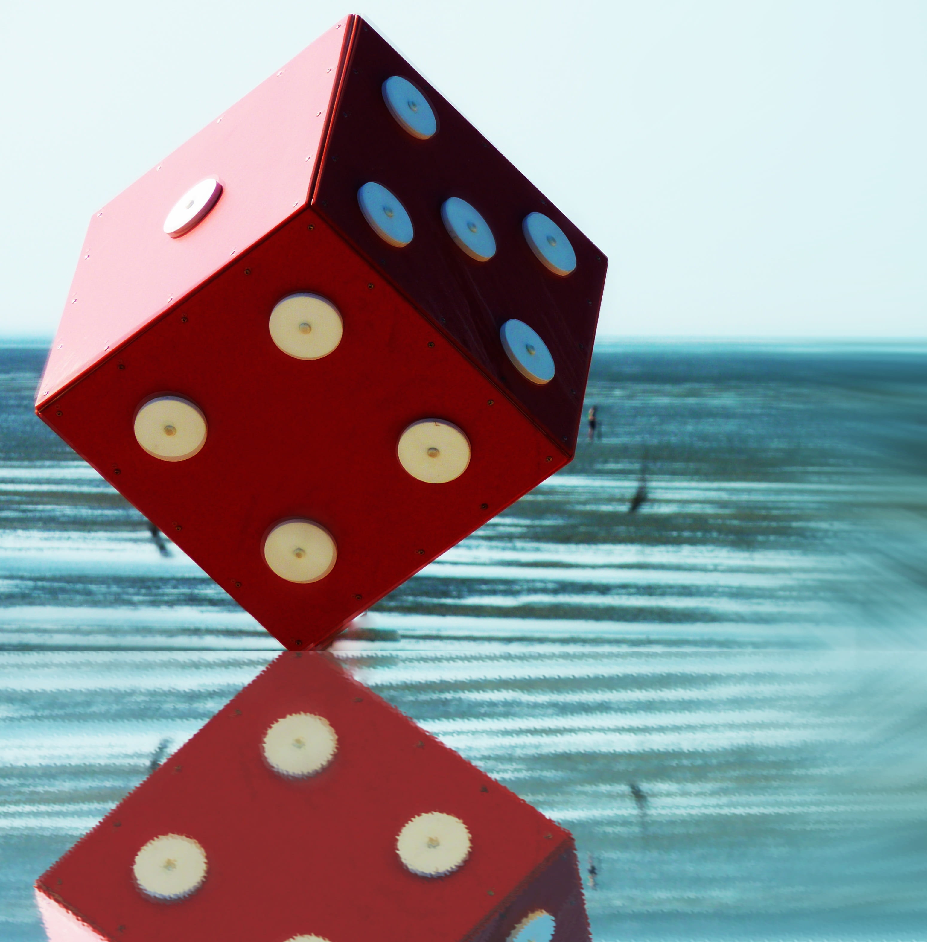 instantaneous speed, pattern, art and craft, arts culture and entertainment, gambling, water, leisure games, sea, outdoors, lucky dice, 2K, sky, close-up, Phone HD Wallpaper