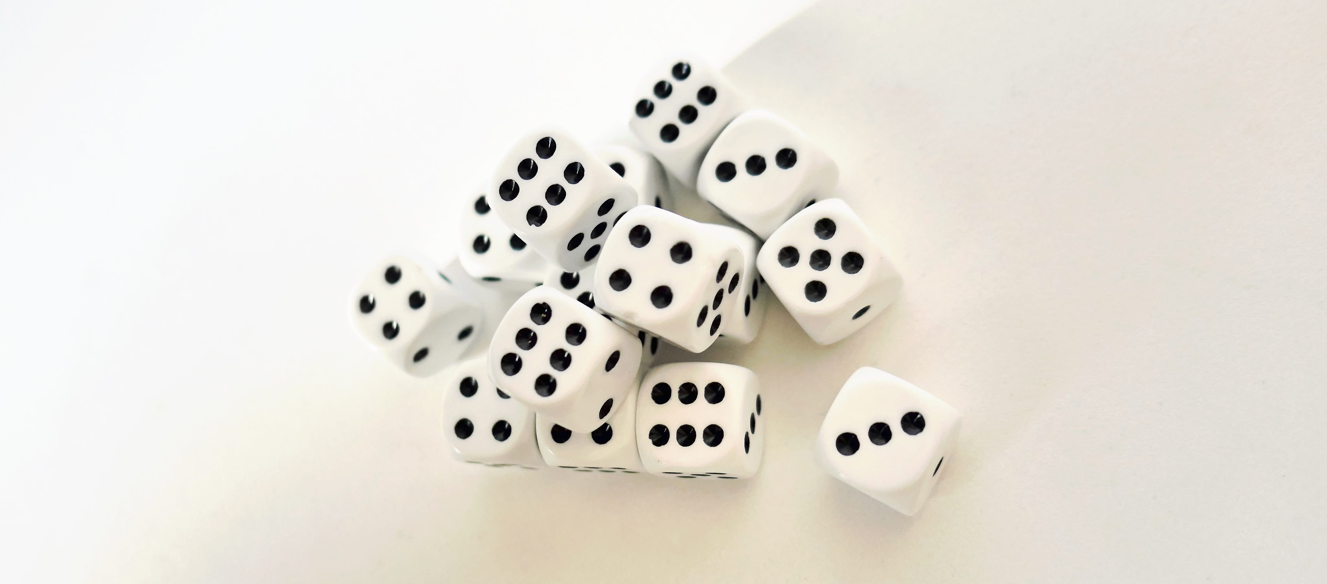 patience, gambling, studio shot, cube, spotted, numbers eyes, opportunity, design, play, two, game of chance, leisure games, still life, shape, white color, HD Wallpaper
