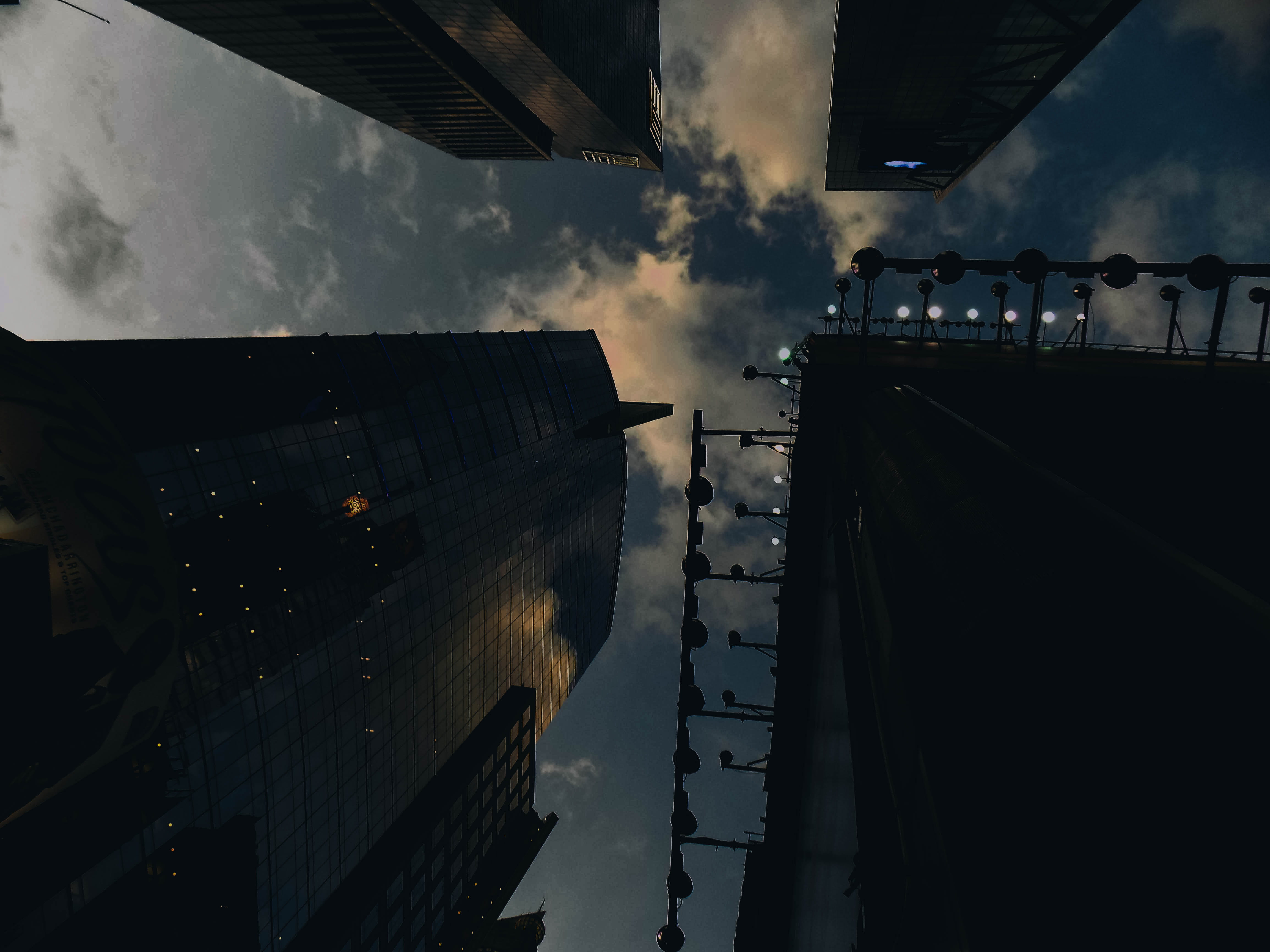 luces, new york, apuesta de sol, ny, night, nature, street, united states, city, nubes, cloud - sky, architecture, building, silhouette, smoke - physical structure, HD Wallpaper