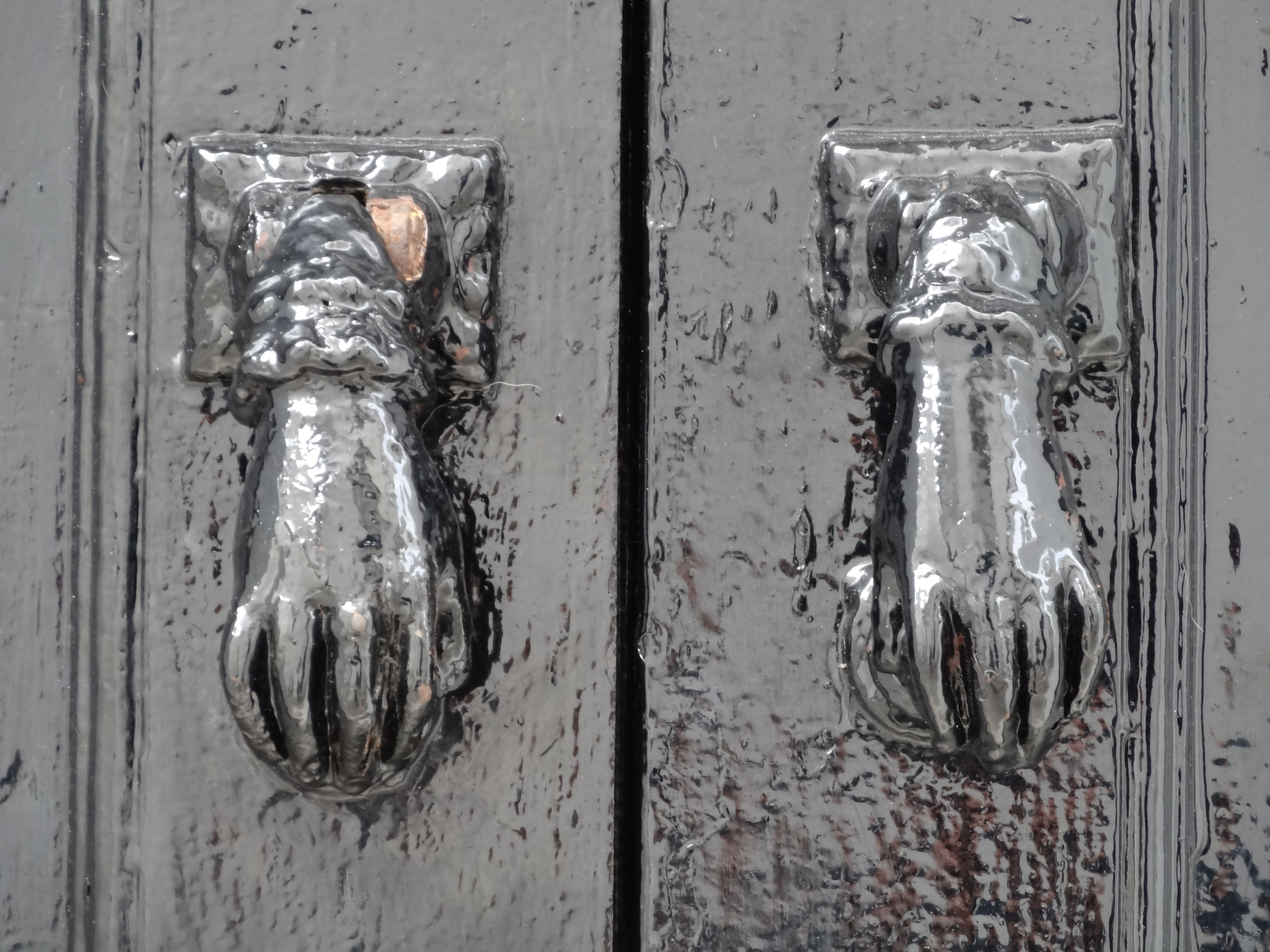 close, silver colored, close up, door, outdoors, entrance, door opener, 4K, knob, backgrounds, protection, security, close-up, photo, metal, day, door hardware, HD Wallpaper