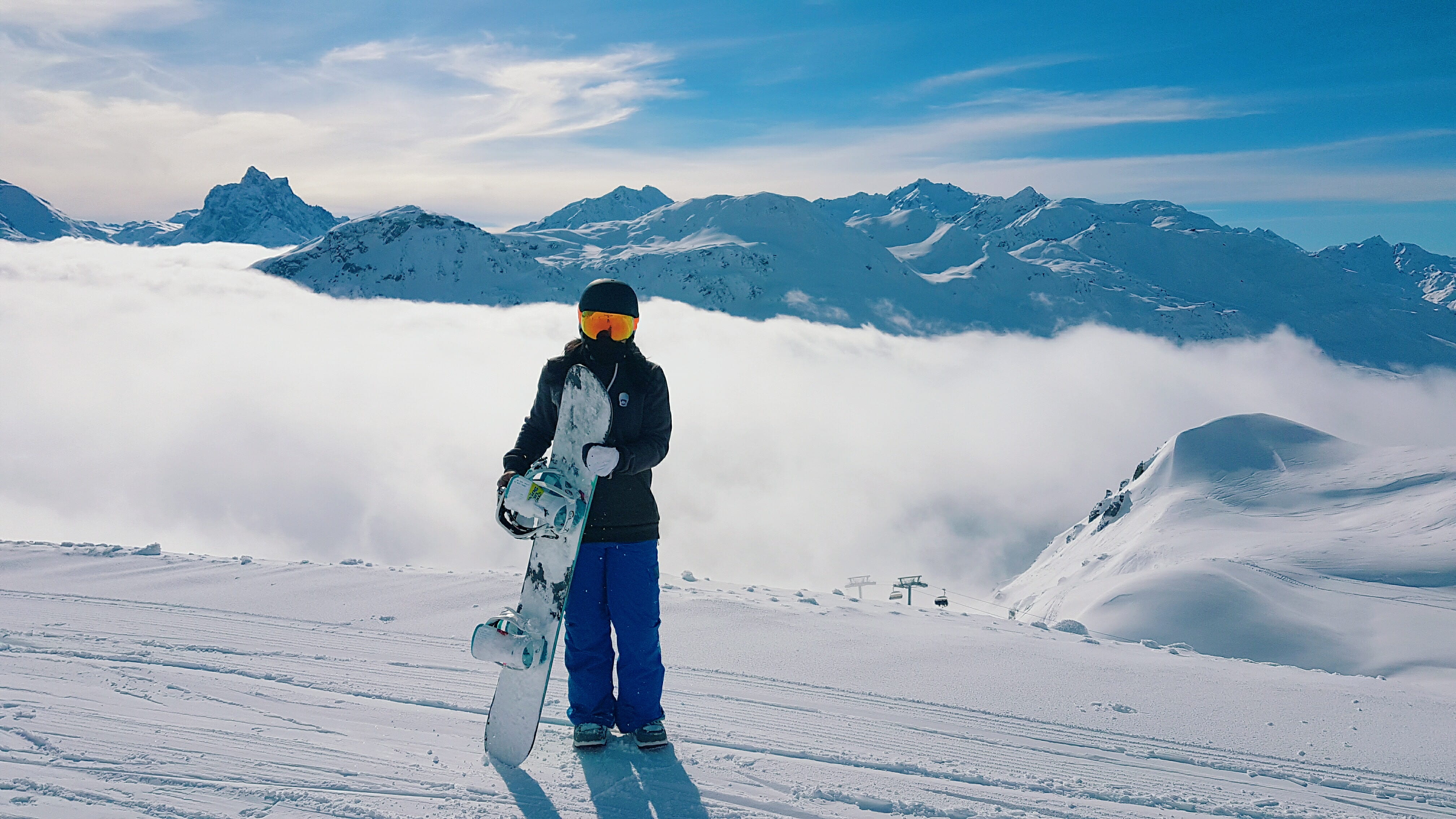 mountain range, snowy, snowcapped mountain, sky, cold temperature, warm clothing, 4K, holding, winter sport, sport, cloud, chair, carrying, covered, sun, HD Wallpaper