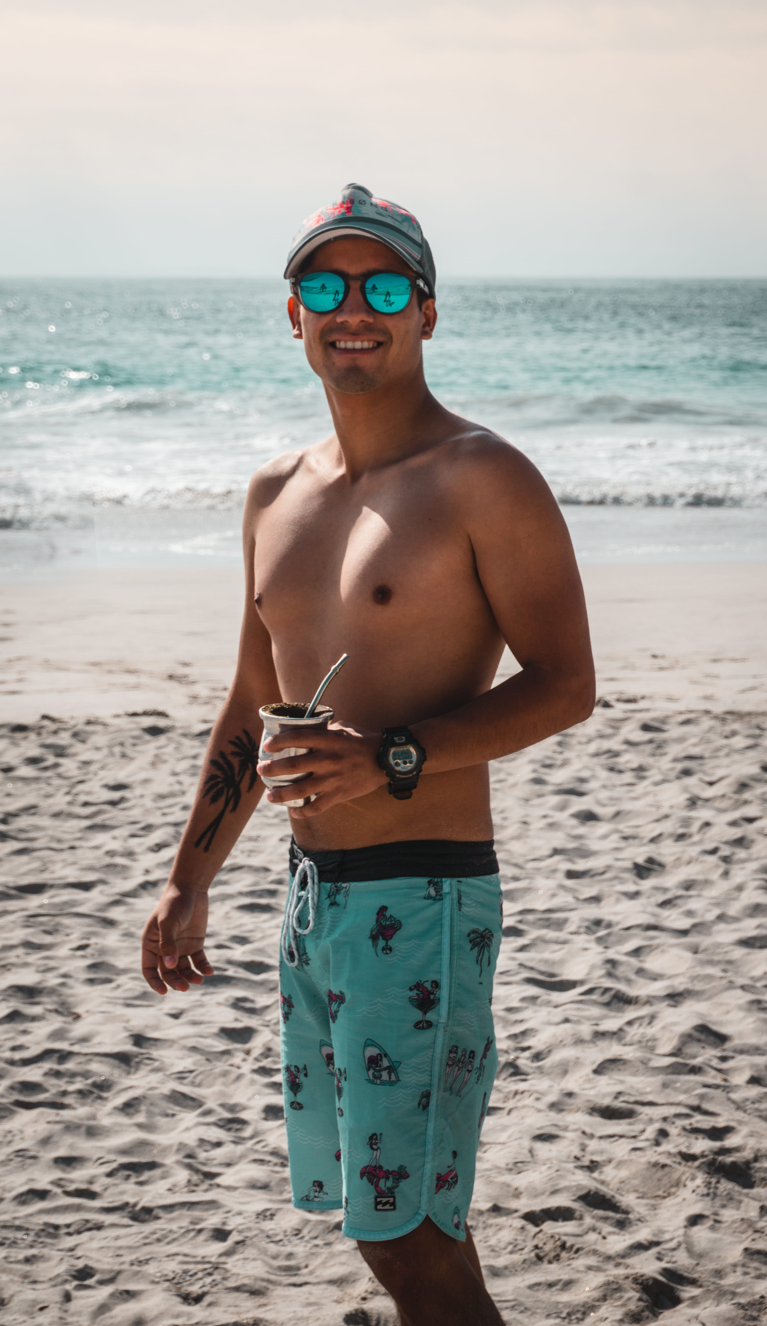 standing, oakley, beauty in nature, lifestyles, glasses, playa, real people, one person, lentes, young adult, sonyalpha, scenics - nature, fashion, tattoo, Phone HD Wallpaper