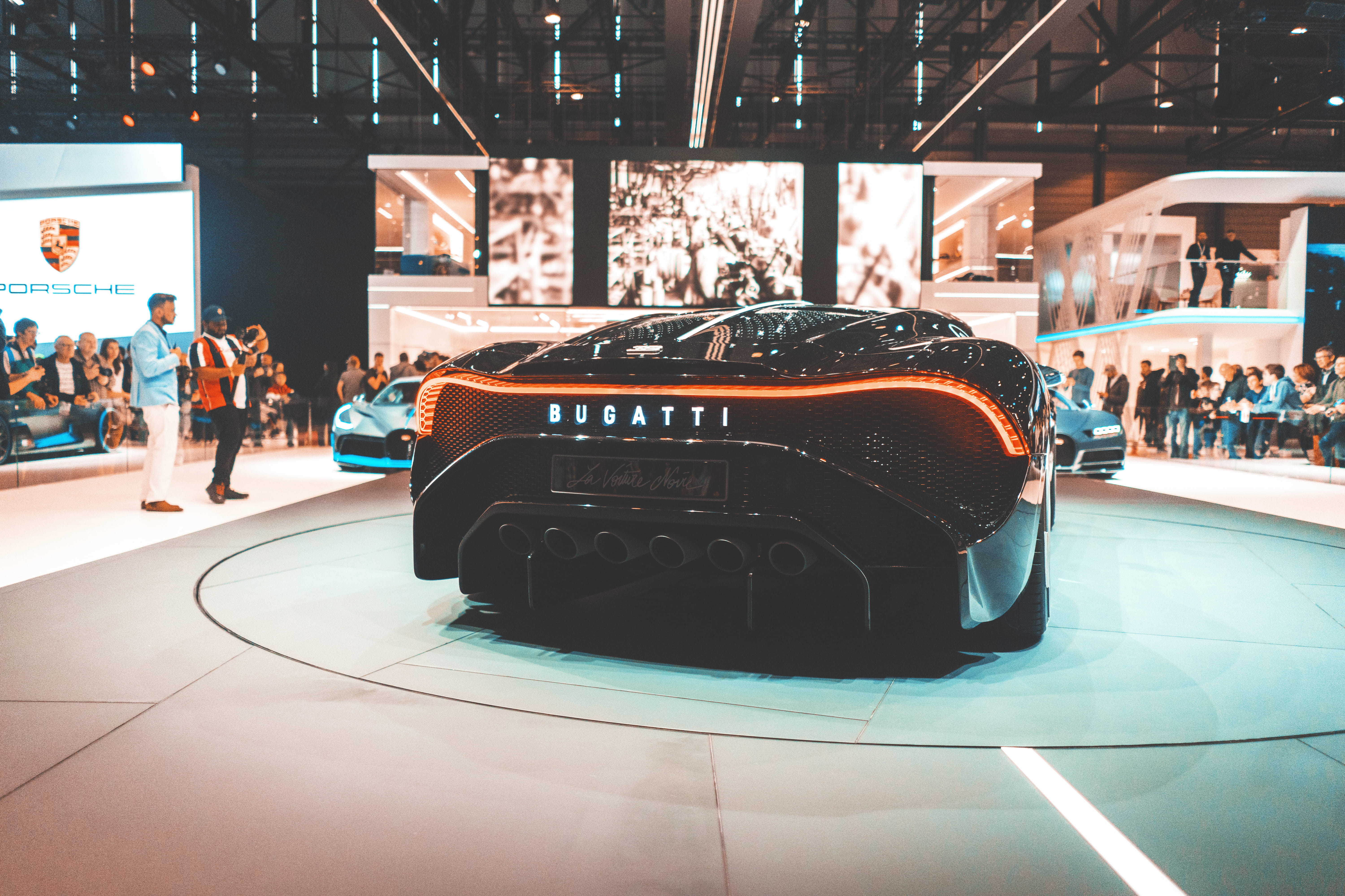 sports car, parked, city, real people, auto salon, car, vehicle, women, crowd, lifestyles, person, group of people, automobile, coupe, alloy wheel, spoke, HD Wallpaper