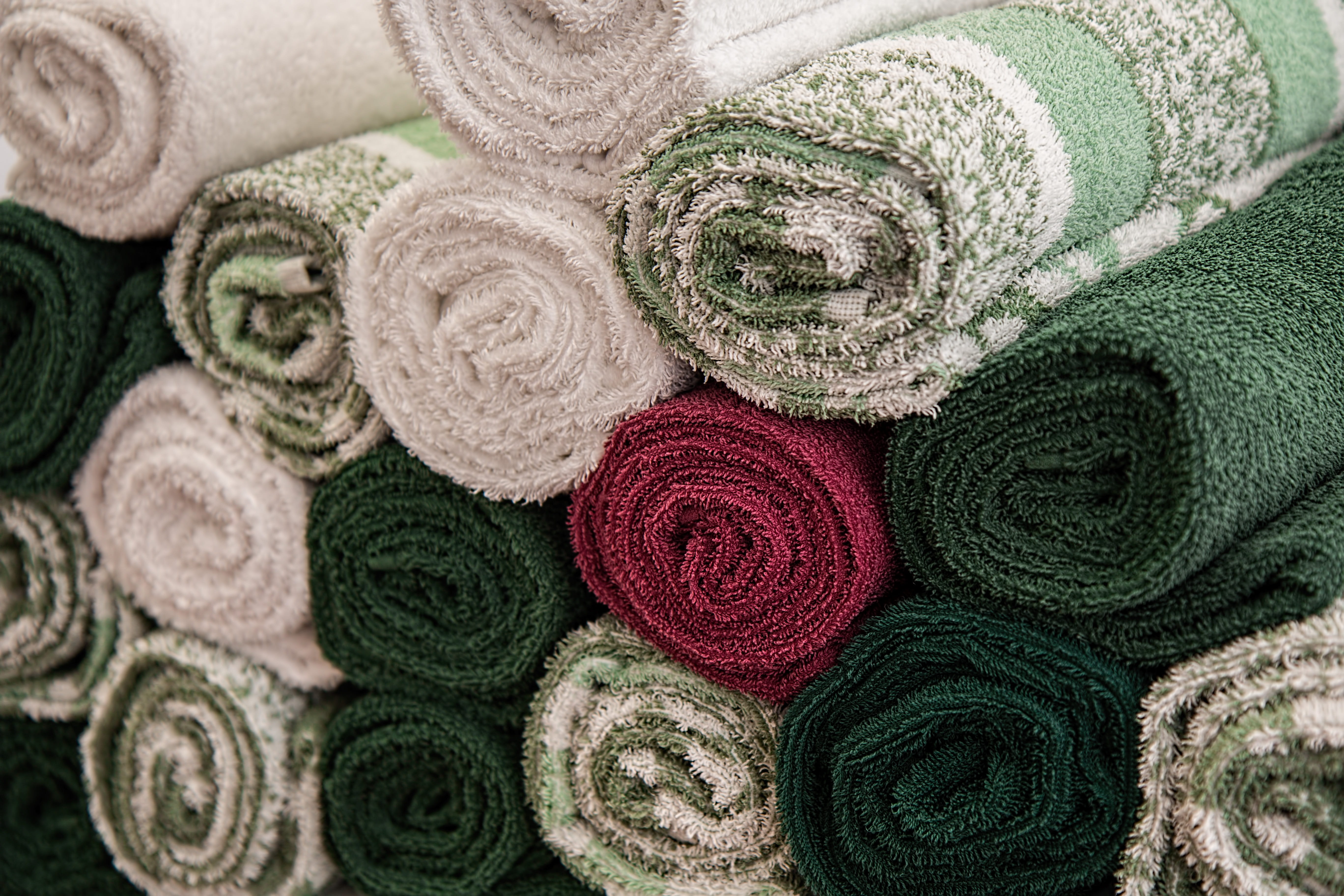 softness, warm clothing, close, towels, material, towel, rug, clean, indoors, variation, closet, ironing, rolled, photo, no people, 5K, backgrounds, multi colored, HD Wallpaper