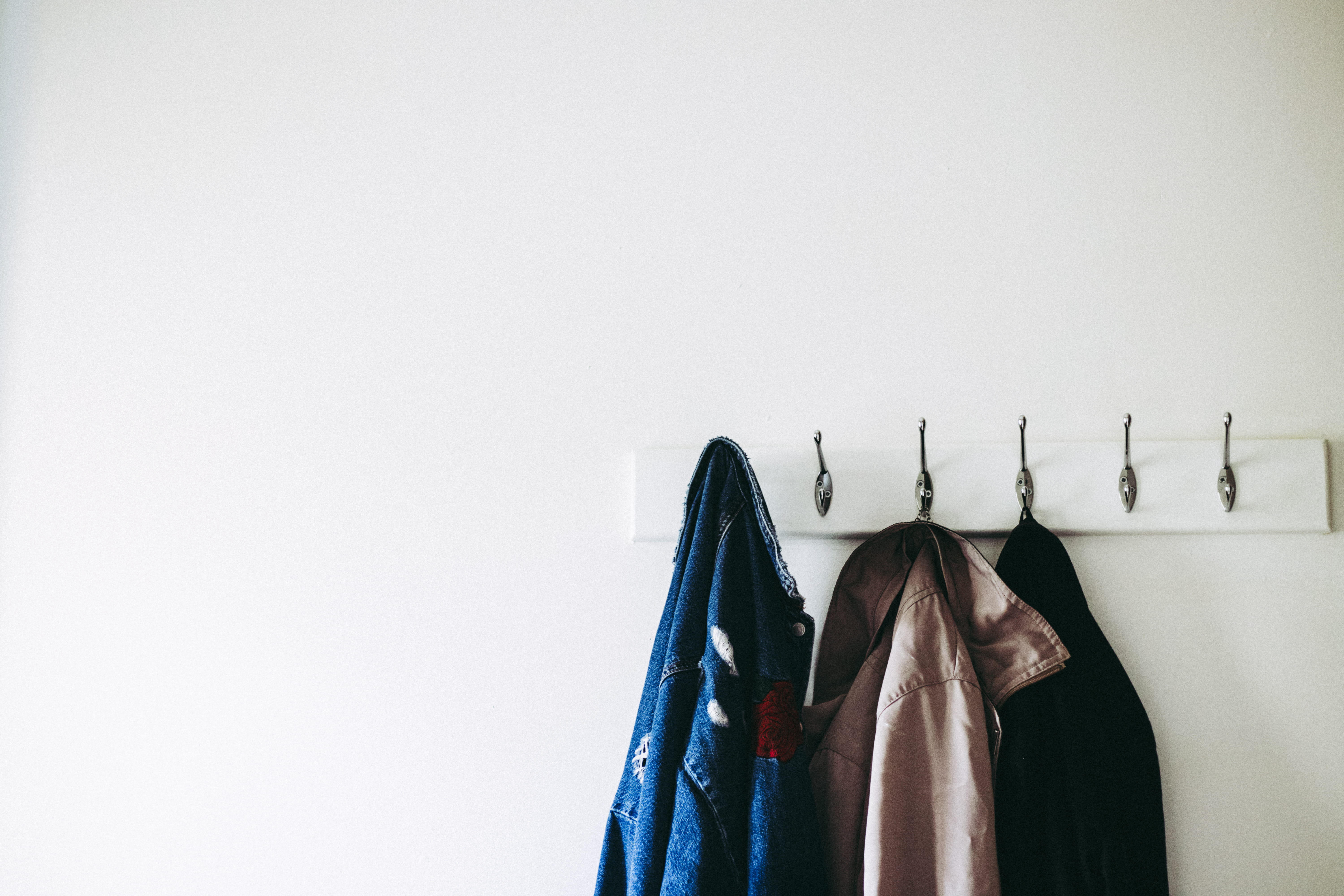 garment, three, hooks, fashion, wood - Material, jacket, store, no People, coathanger, style, coat rack, choice, wall, cotton, hallway, coat, backgrounds, HD Wallpaper