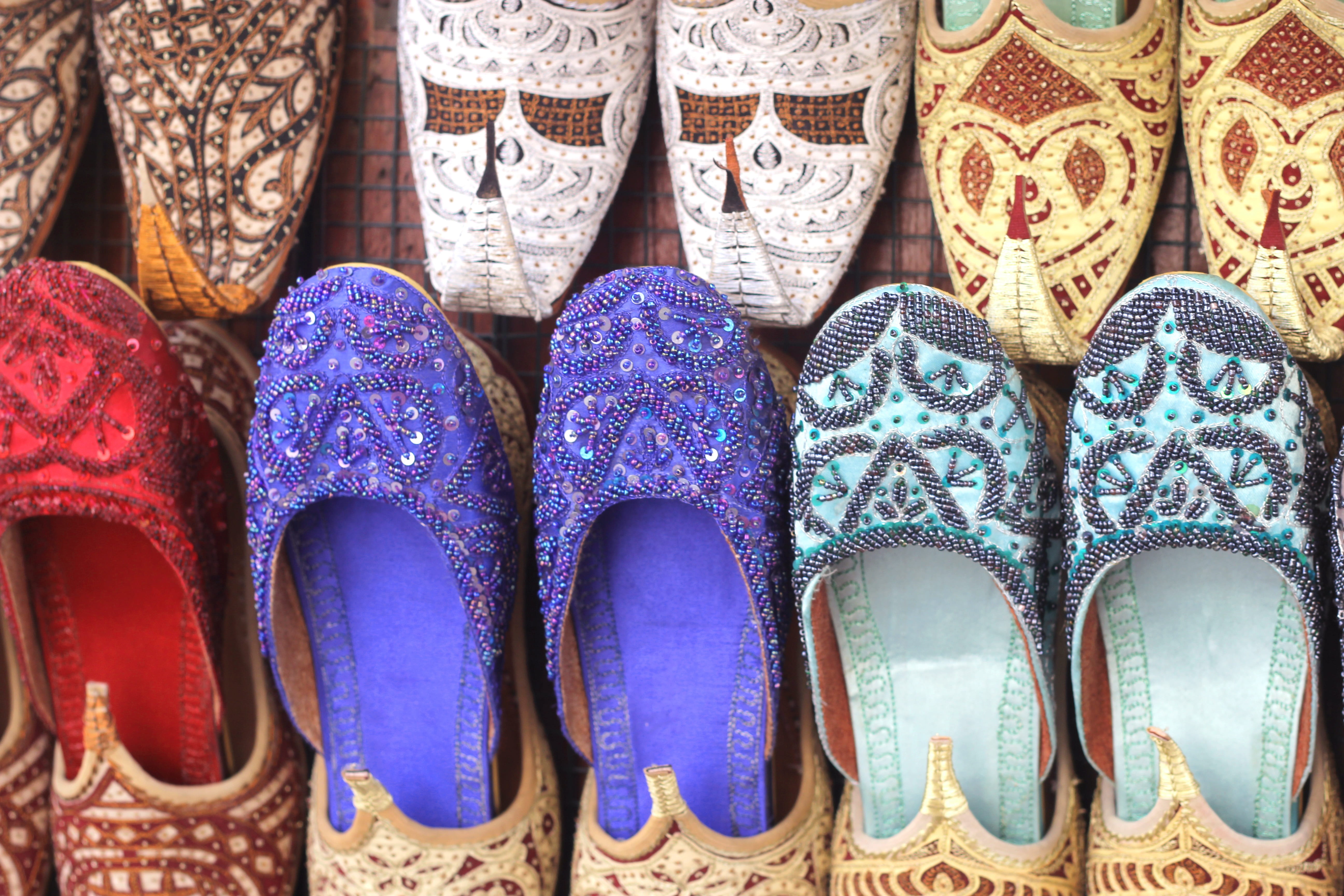 large group of objects, still life, retail, blue, womenswear, arabic, market, assorted, for sale, pattern, uae, choice, retail display, 5K, order, dubai, HD Wallpaper
