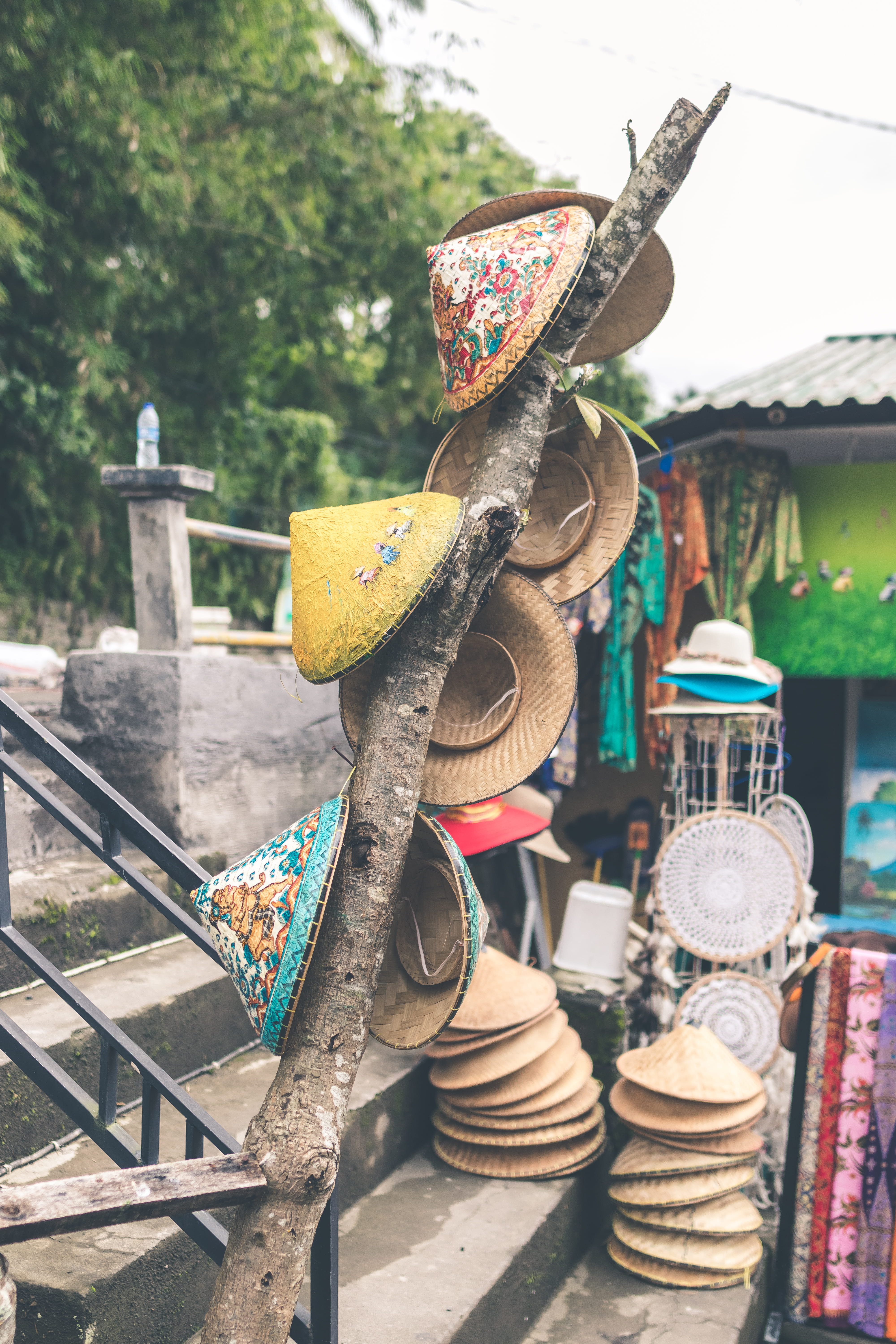 fashion, craft, representation, street, metal, trunk, architecture, built structure, traditional, hats, no people, clothing, hanging, art and craft, focus on foreground, Phone HD Wallpaper