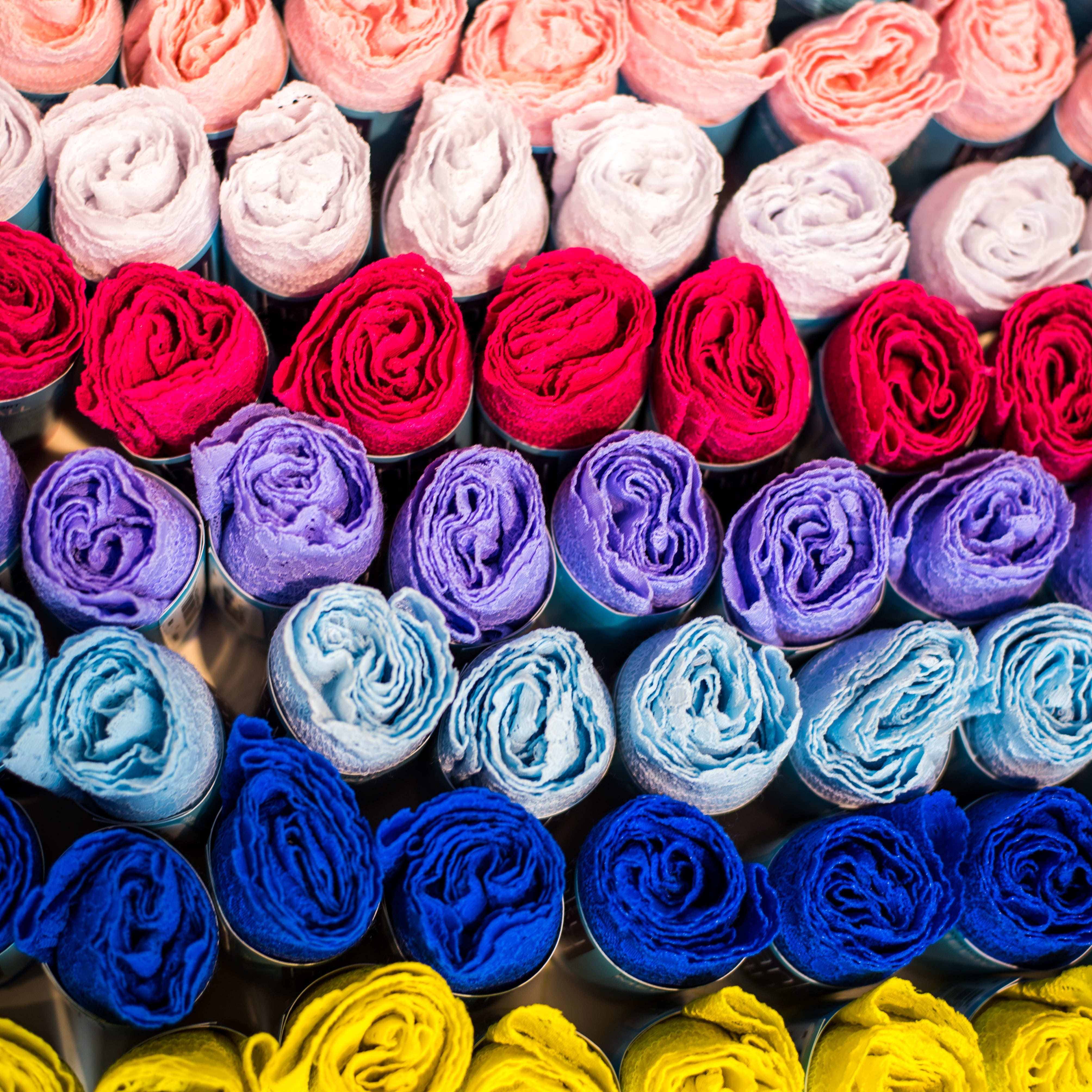 wool, arrangement, colorize, texture, collection, abundance, ball of wool, colorful, surface, multi colored, pattern, substances, industry, close-up, background, Phone HD Wallpaper