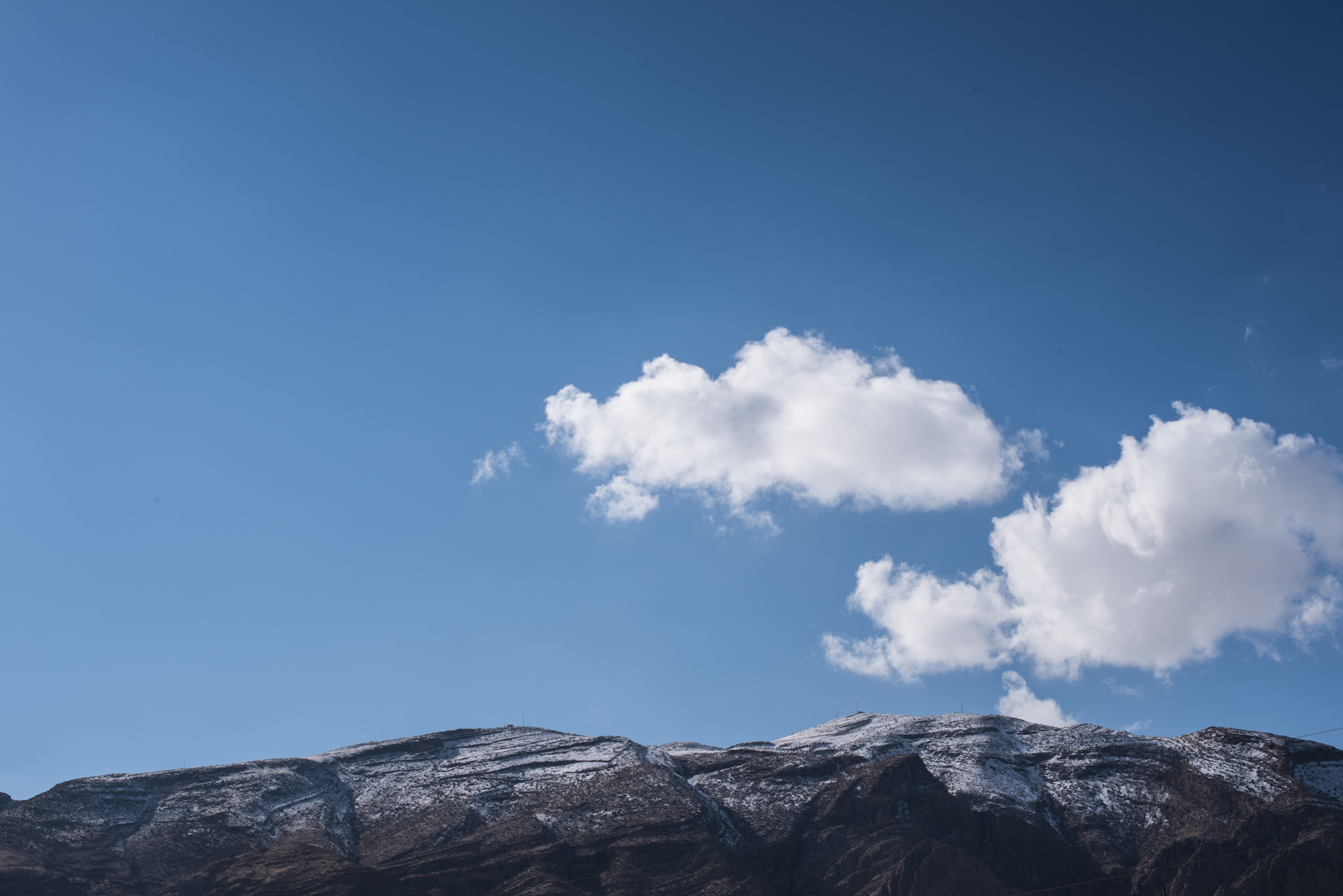 outdoors, scenics - nature, mountain, cloud, beauty in nature, pezeshkan, mountain range, 5K, mountain peak, landscape, tranquil scene, copy space, shiraz, HD Wallpaper